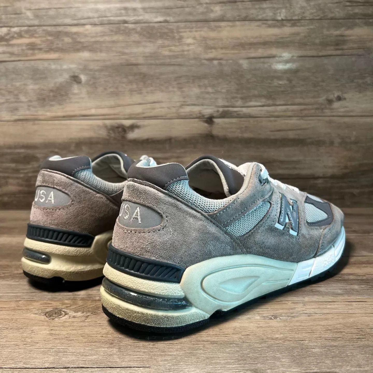 New Balance New Balance 990 V2 M990GR2 Gunmetal 43 Men's Size US 9.5 / EU 42-43 - 3 Thumbnail