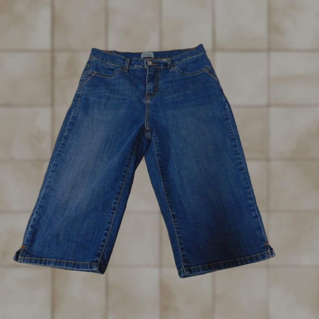 Levi's Levi's Jeans Womens 10 Blue Slimming 512 Straight Regular Denim Cotton Blend Waist 28 Inseam 25 in Zip Zipper Size 32" / US 10 / IT 46 - 1 Thumbnail
