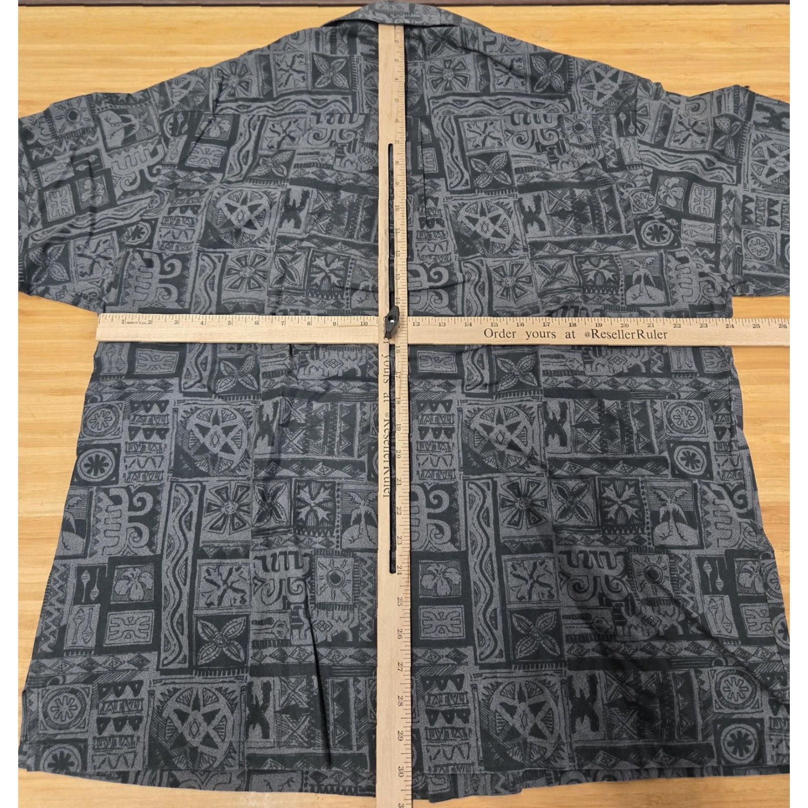 ALOHAS Kai-Veikau Fiji Shirt Mens XL Gray Hawaiian Aloha Tribal Tapa Print Button Up Size US XL / EU 56 / 4 - 8 Thumbnail