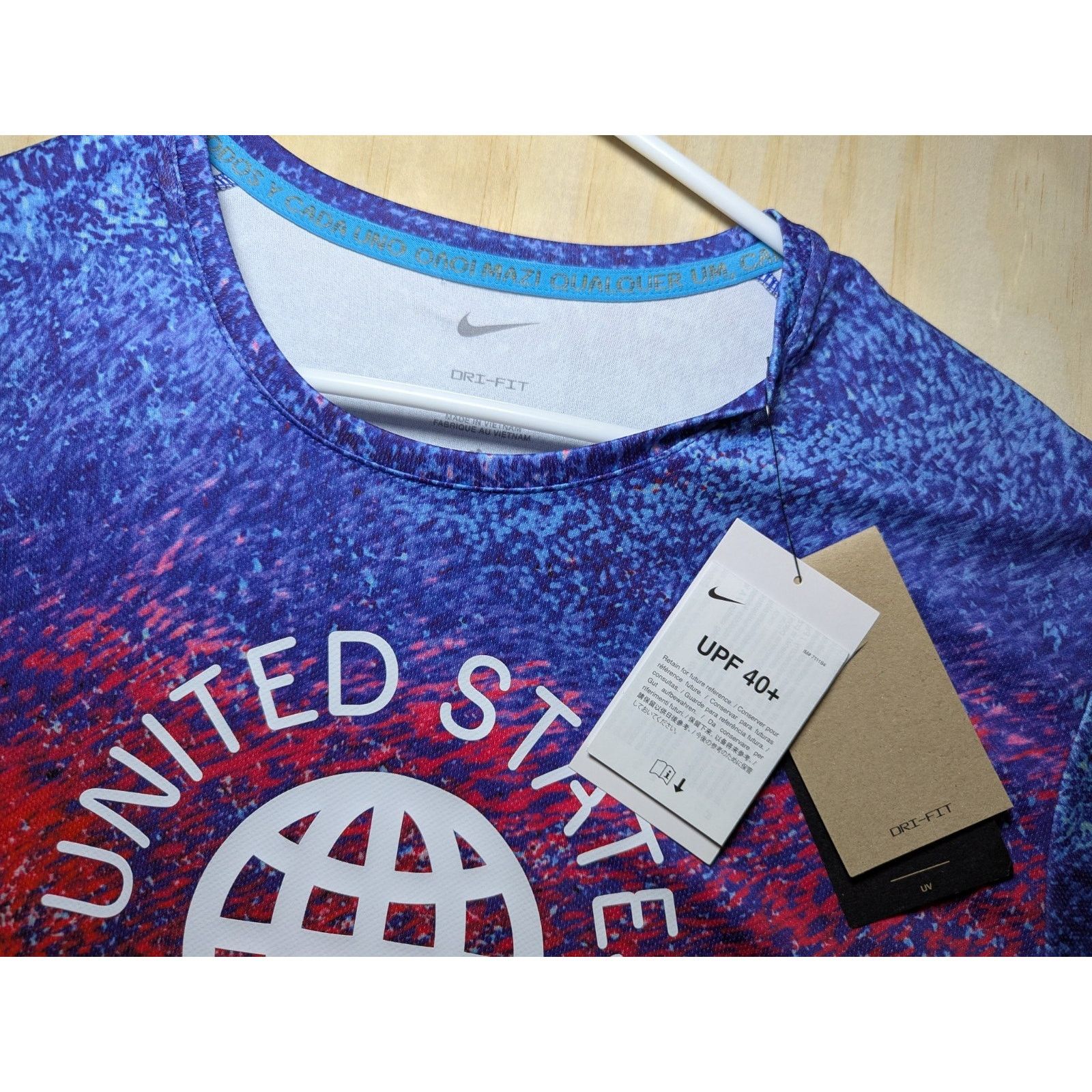 Nike Nike Men's Medium USA United States Track & Field Dri-FIT Size US M / EU 48-50 / 2 - 4 Thumbnail