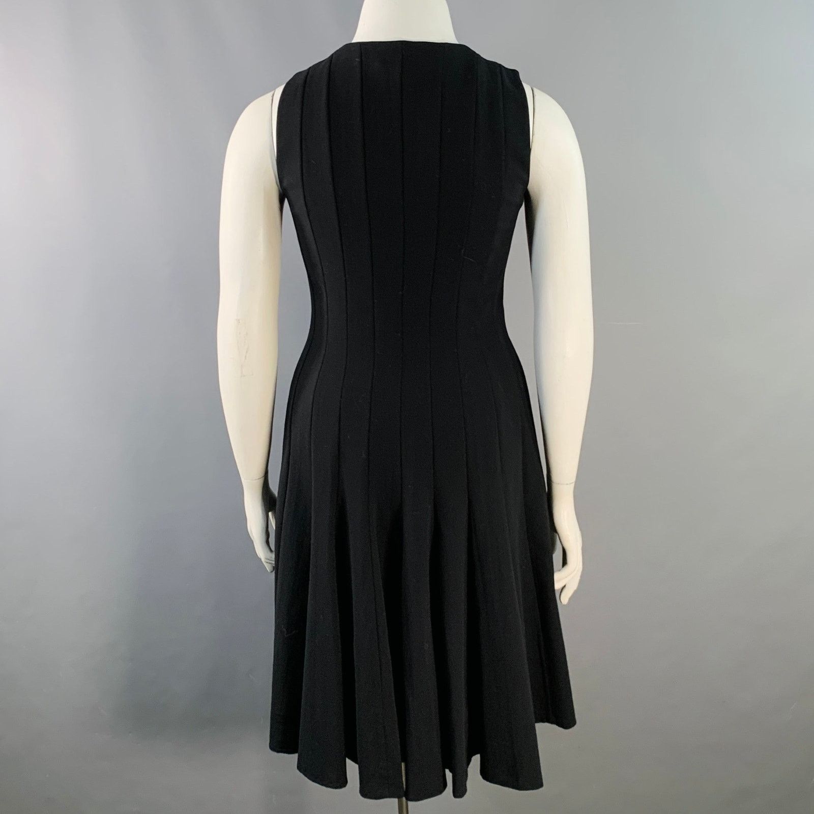 Akris Size 10 Black Wool Zip Up Knee Length Sleeveless Tulip Dress Size L / US 10 / IT 46 - 4 Thumbnail