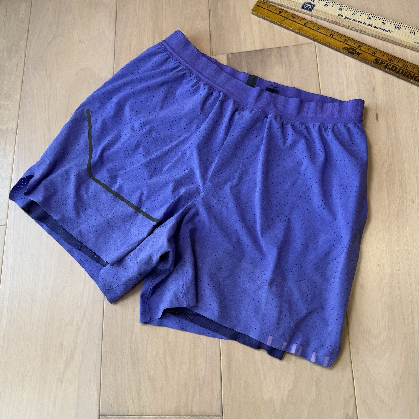 Lululemon Lululemon Surge Shorts Large Purple Lined Workout Athleisure Size US 28 / EU 44 - 8 Thumbnail