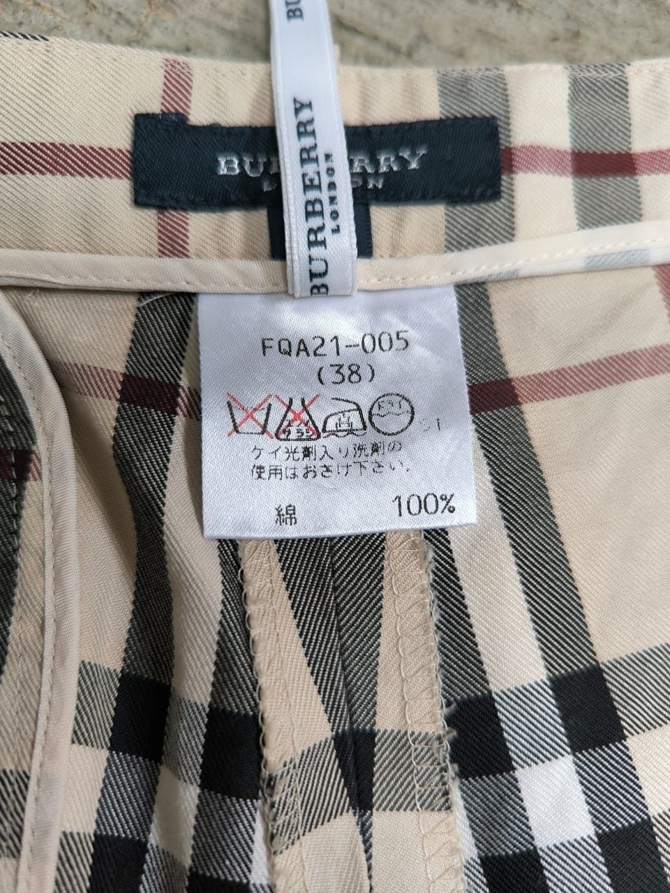 Burberry Vintage pants Burberry Size 26" / US 2 / IT 38 - 8 Thumbnail