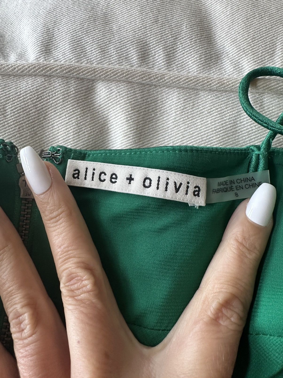 Alice + Olivia ALICE + OLIVIA JULIETTA MINI SLIP DRESS EMERALD GREEN SIZE 8 Size M / US 6-8 / IT 42-44 - 10 Thumbnail