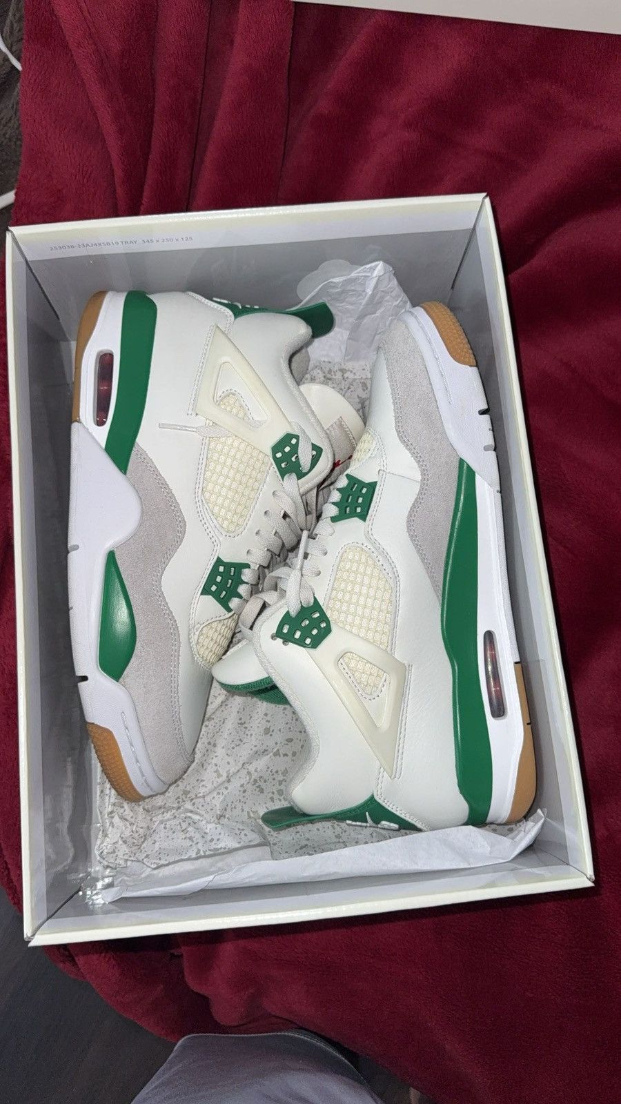 Jordan Brand pine green sb 4s Size US 9.5 / EU 42-43 - 1 Thumbnail