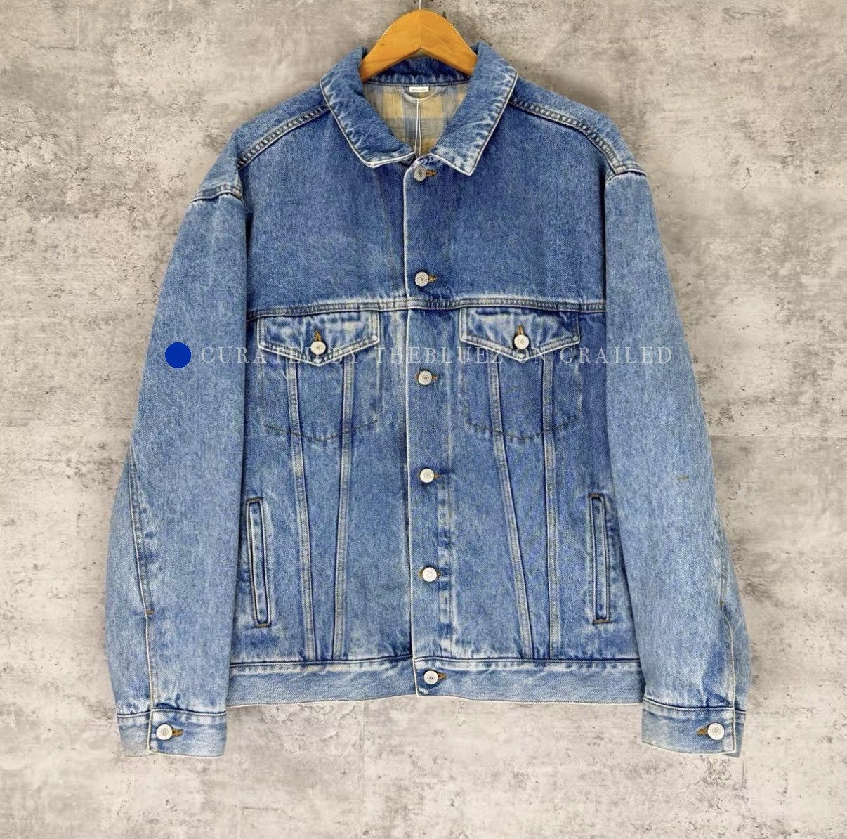 Gucci Eye-catching Logo Embroidered Denim Jacket Size US M / EU 48-50 / 2 - 1 Thumbnail