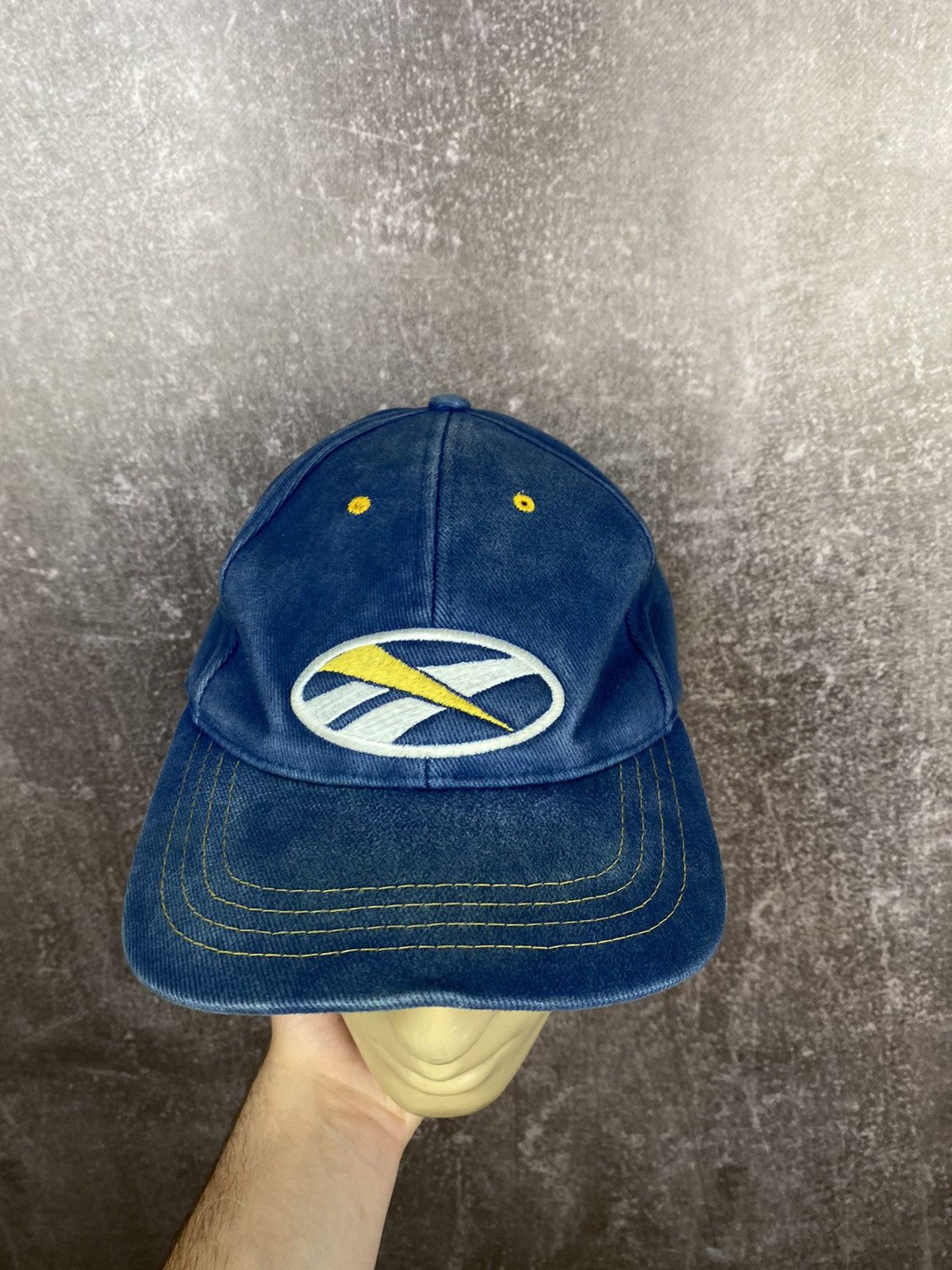 Reebok Reebok Cap Vintage 90s Velvet Big Logo Hat Size ONE SIZE - 10 Thumbnail