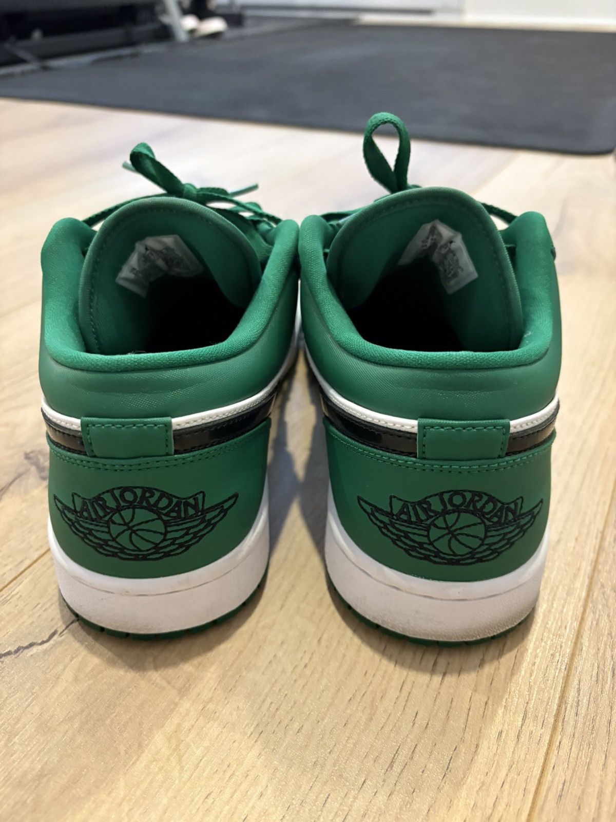 Nike Jordan 1 low Size US 10 / EU 43 - 4 Thumbnail