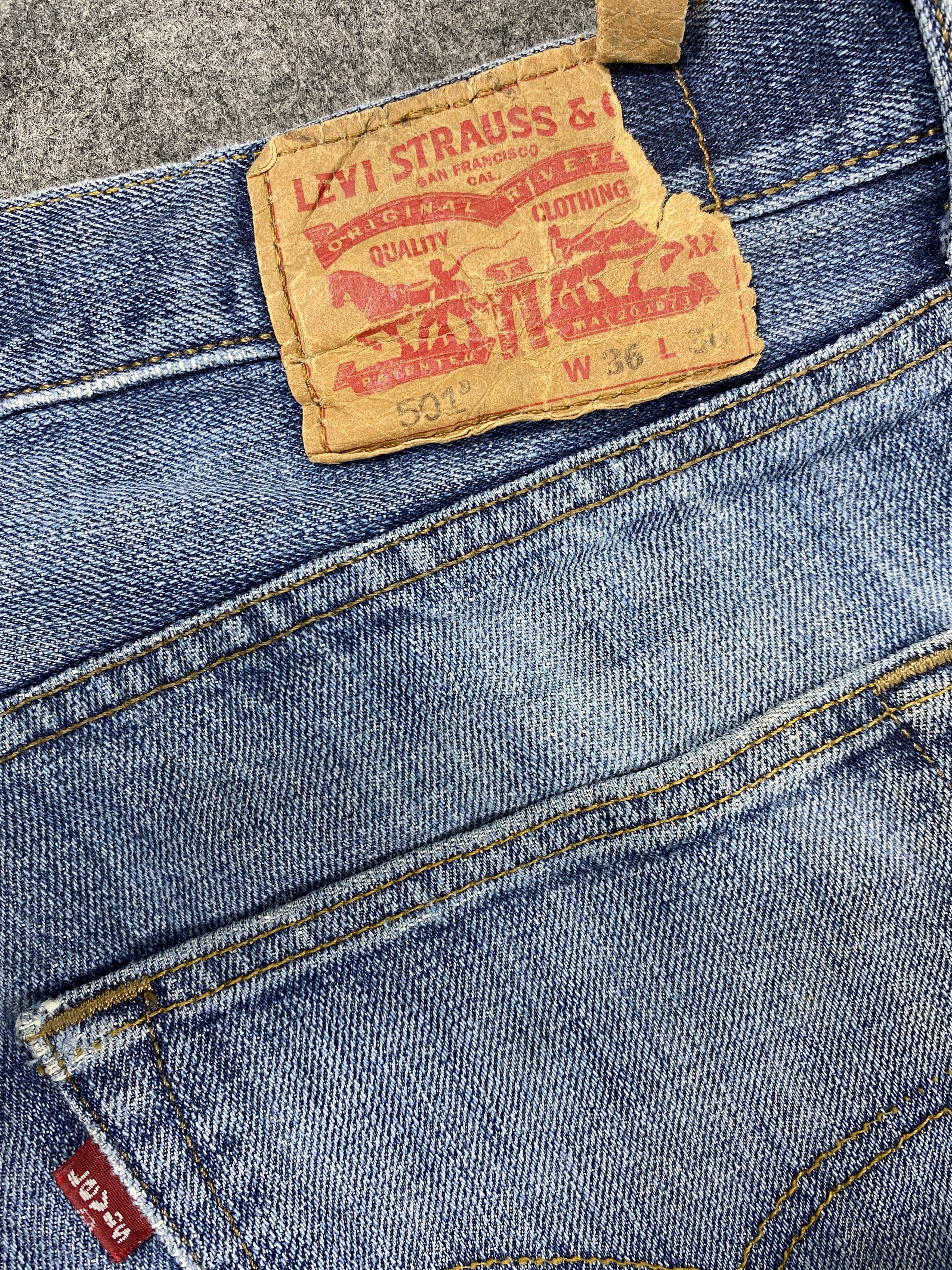 Levi's Blue Wash Vintage Levi's 501 Jeans 36x29.5 Denim -JN2305 Size US 36 / EU 52 - 11 Thumbnail