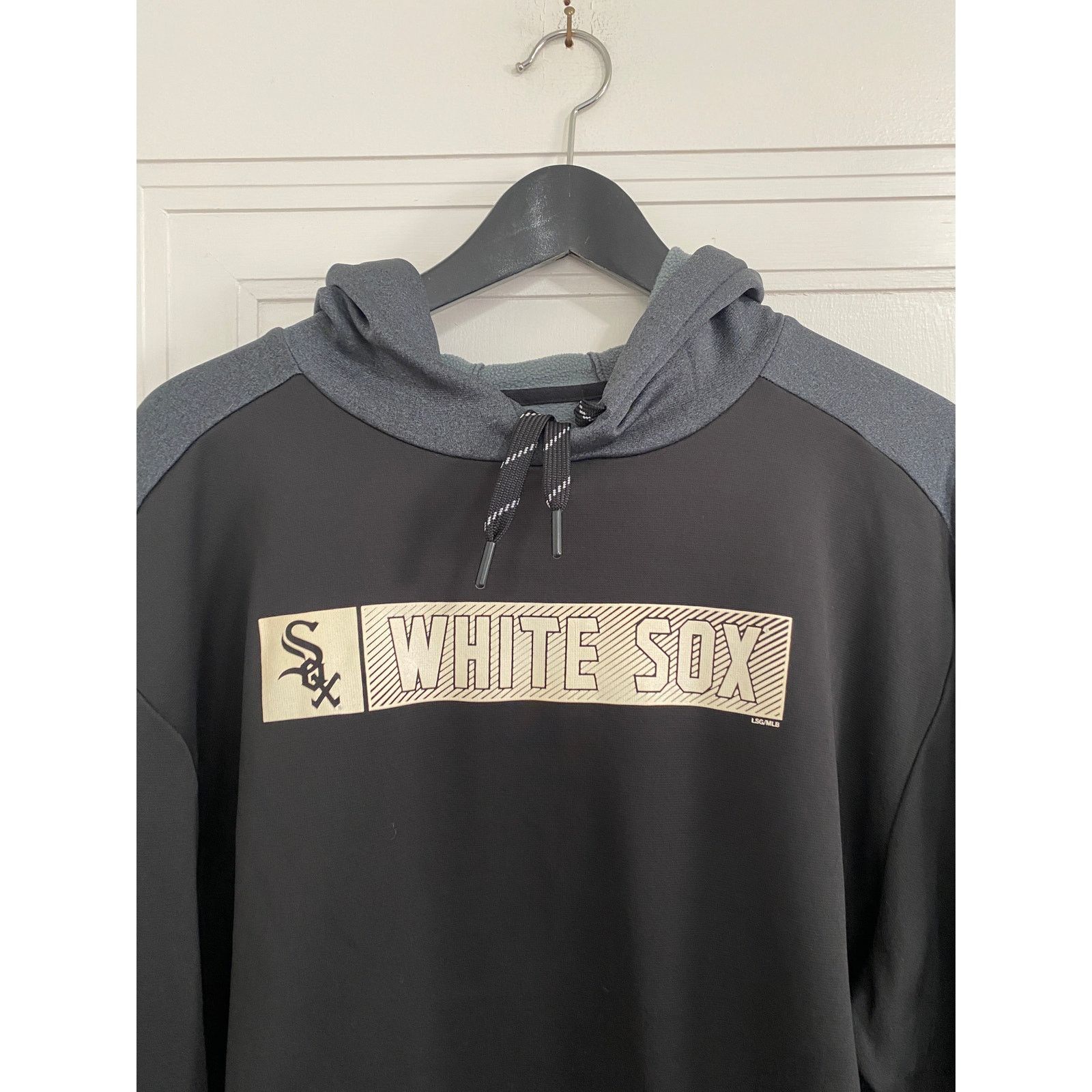 Majestic Chicago White Sox Black Hoodie Sweatshirt Size XL Size US XL / EU 56 / 4 - 2 Thumbnail
