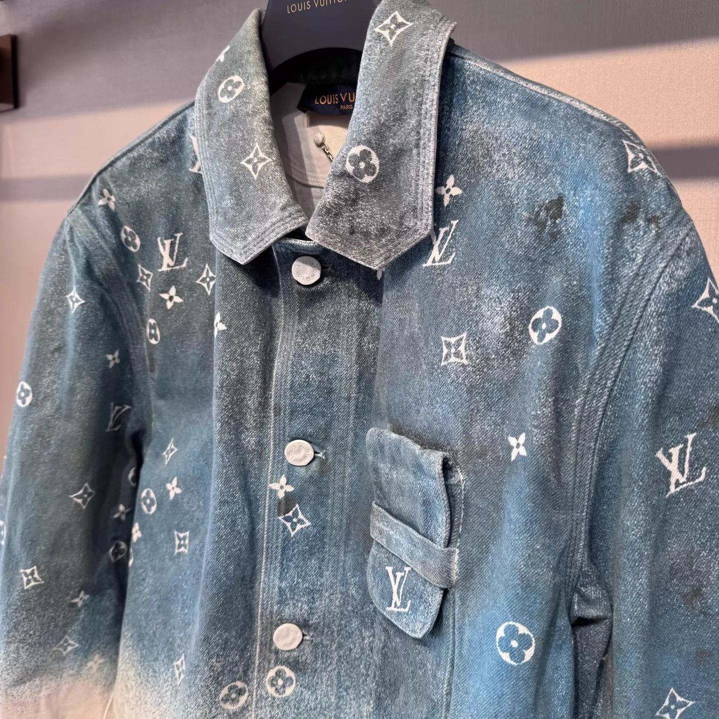 Louis Vuitton LV blue star gradient denim jacket XS new Size US XS / EU 42 / 0 - 5 Thumbnail