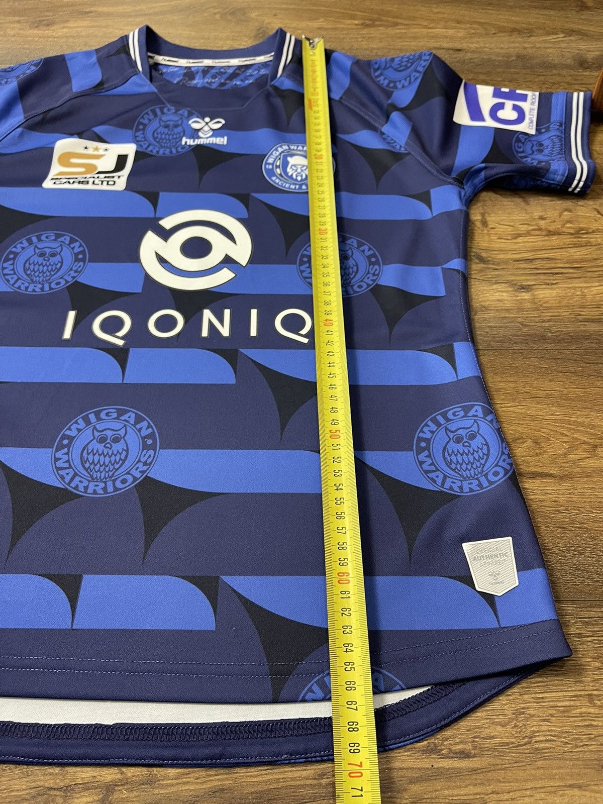 Hummel Wigan Warriors Mens Hummel Away Kit Shirt Rugby Jersey 2021 Size US L / EU 52-54 / 3 - 11 Thumbnail