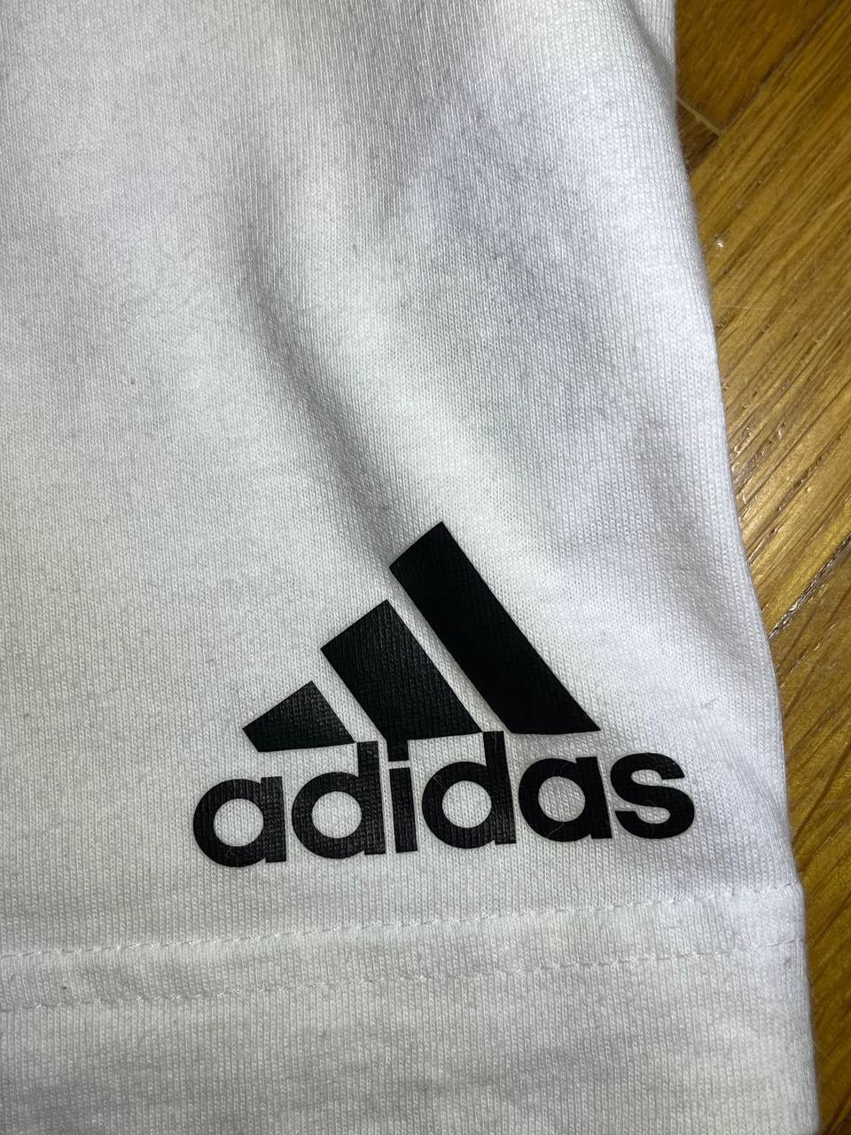 Adidas Adidas Leeds United FC soccer jersey tee Size US L / EU 52-54 / 3 - 5 Thumbnail