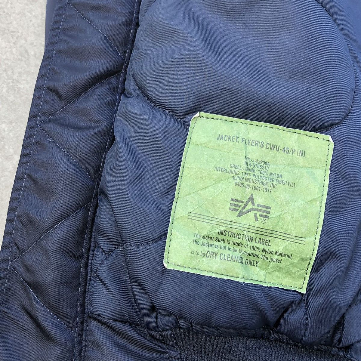 Alpha Industries Alpha Industries Intermediate Type CWU-45 Ma-1 Bomber Jacket Size US L / EU 52-54 / 3 - 16 Thumbnail
