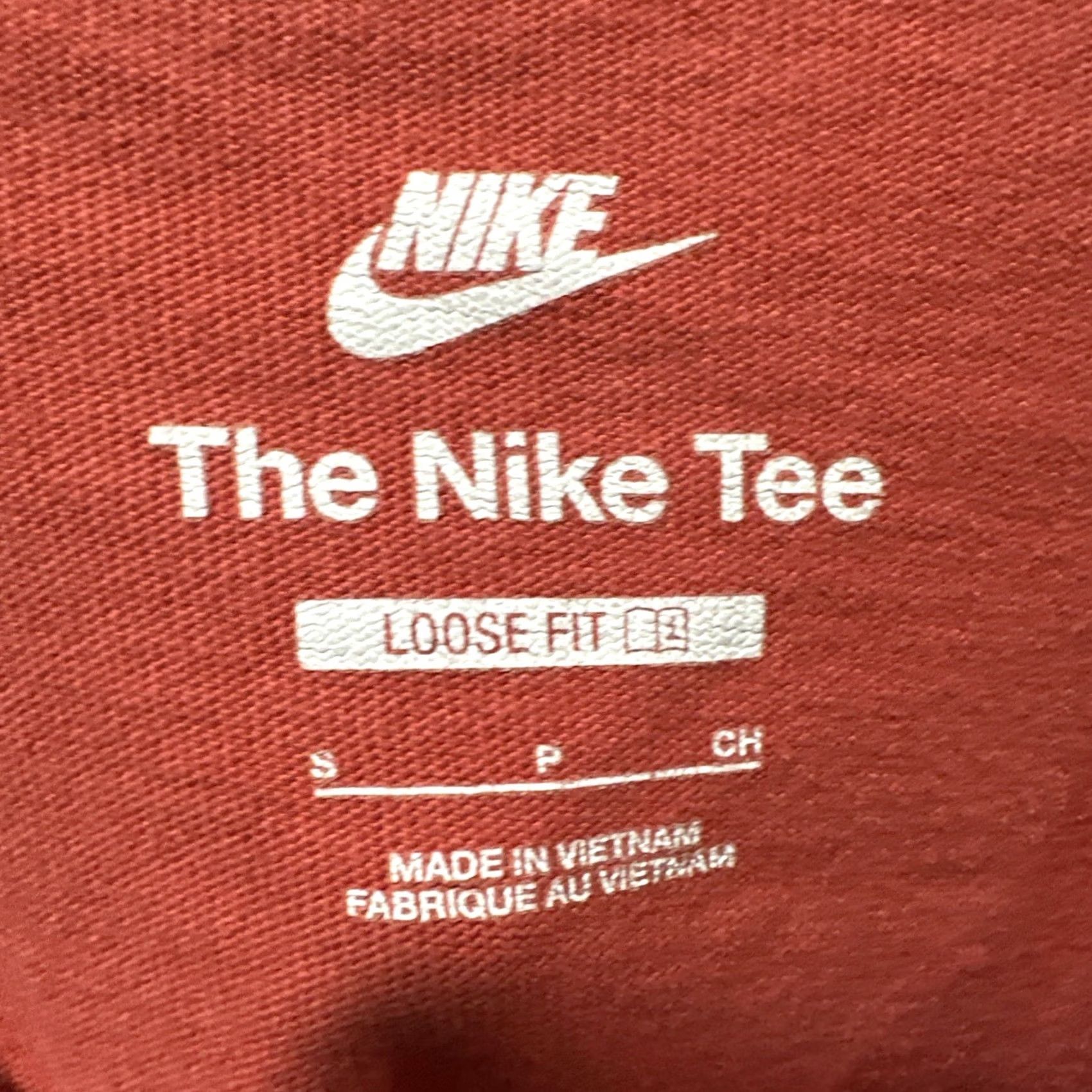 Nike Nike Sportswear Premium Essential T-Shirt Men S Red Logo Shirt Size US S / EU 44-46 / 1 - 3 Thumbnail