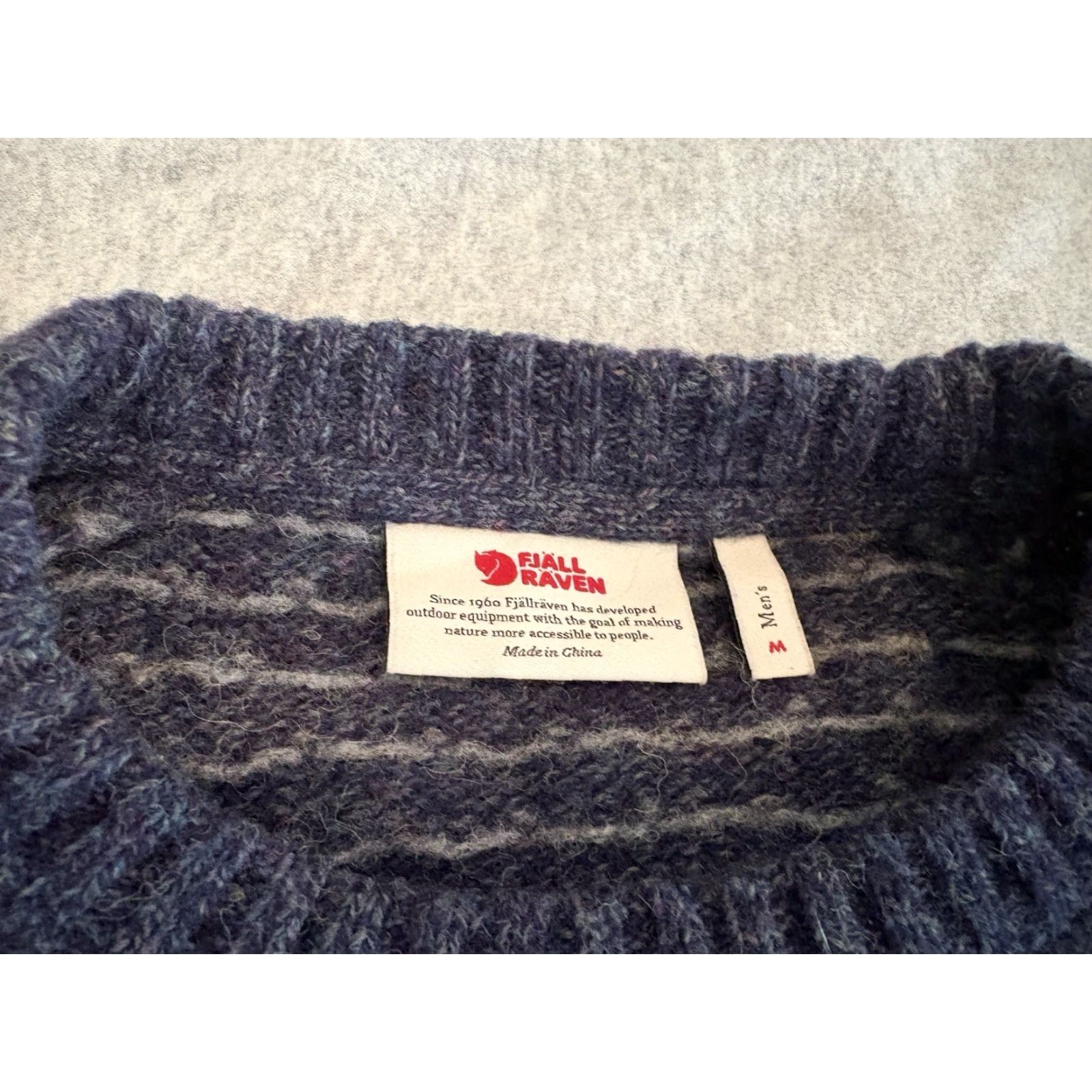Vintage Fjallraven Wool Sweater Fair Isle Birdseye Blue Nordic Elbow Patches Mens Medium Size US M / EU 48-50 / 2 - 2 Thumbnail