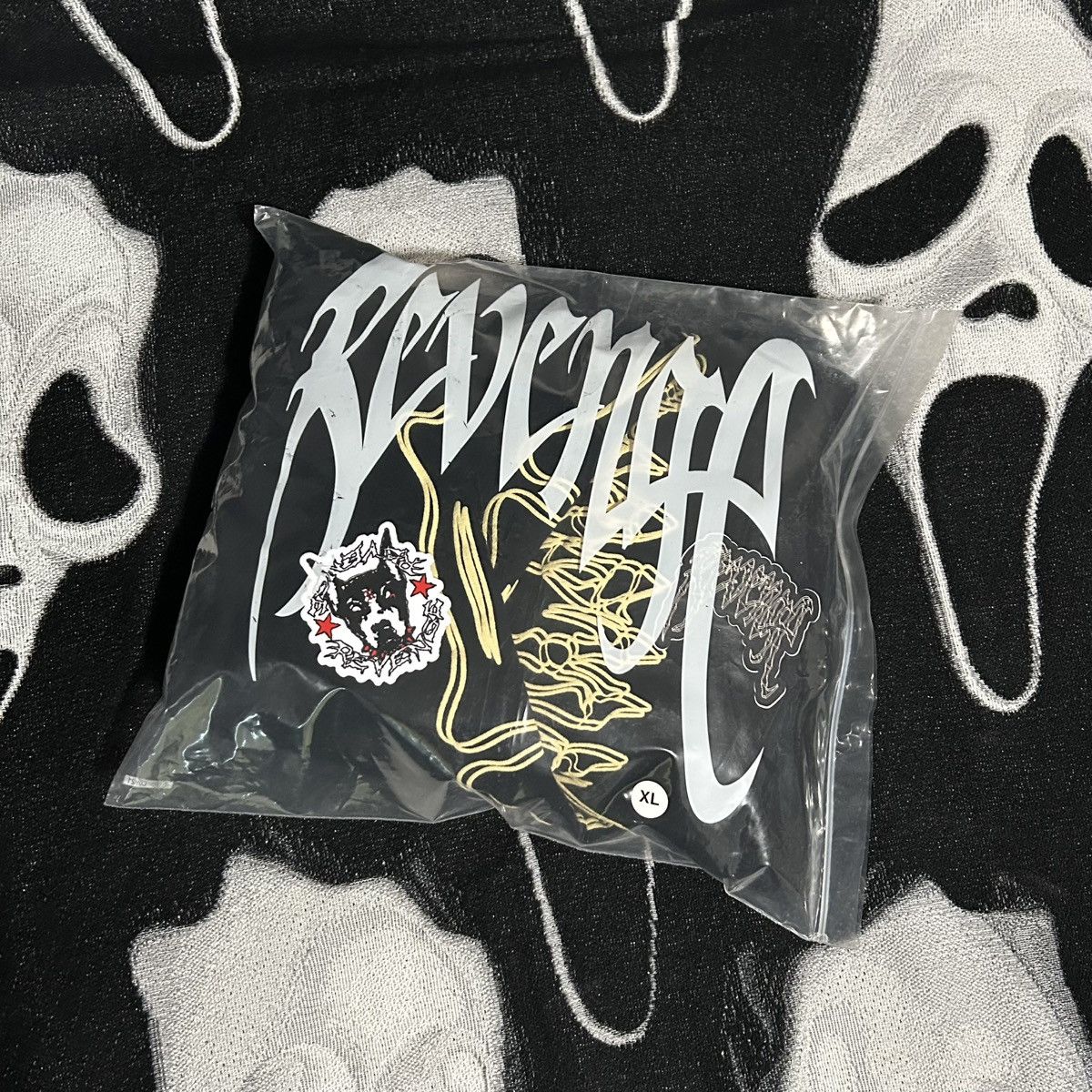 Revenge ReVeNGe x ZiLLaKaMi CRoSSBoNeS HooDiE Size US XL / EU 56 / 4 - 1 Thumbnail