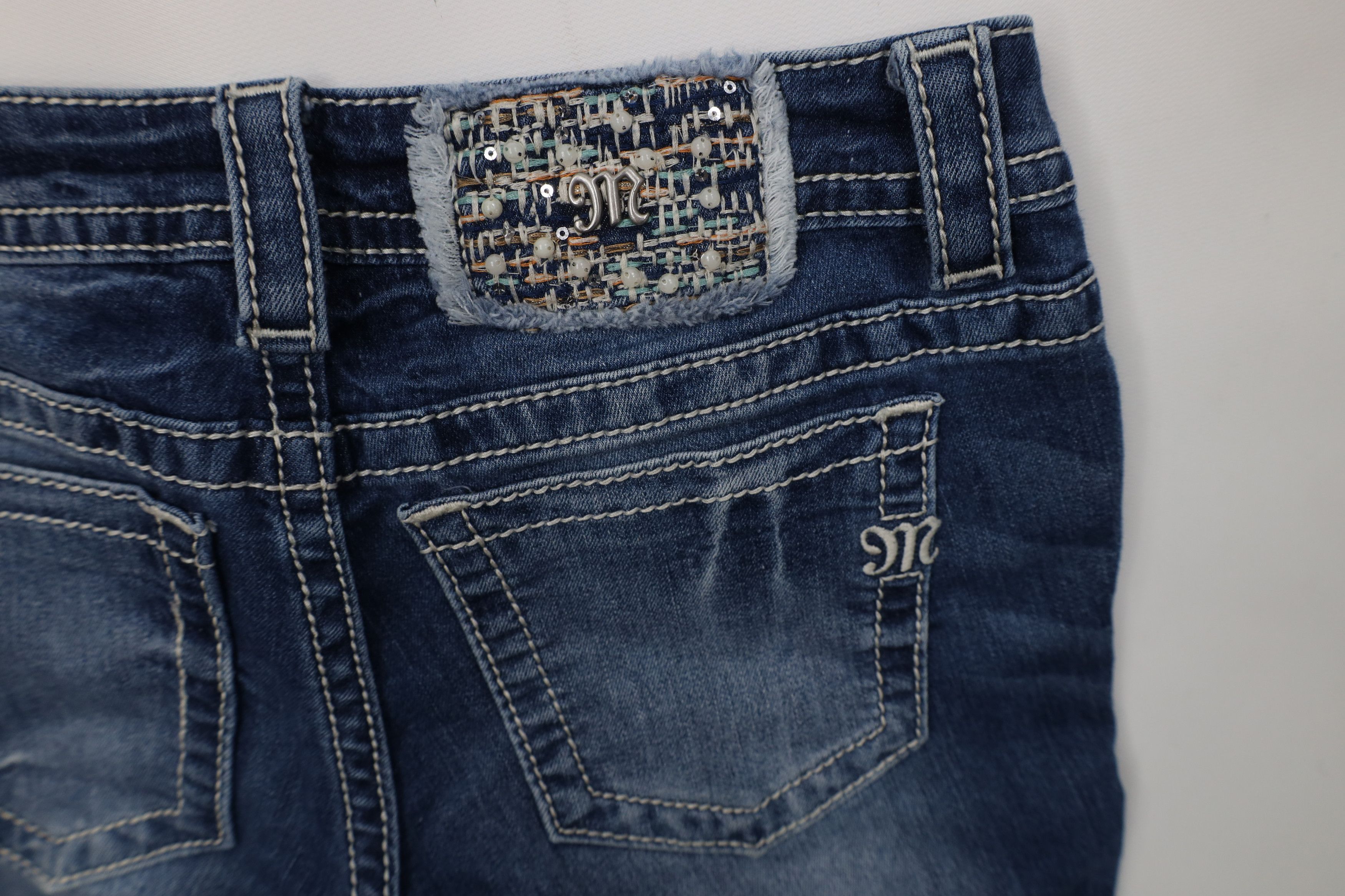 Miss Me Miss Me Stitch Beaded Jeweled Ankle Skinny Denim Jeans Blue Size 26" / US 2 / IT 38 - 13 Thumbnail