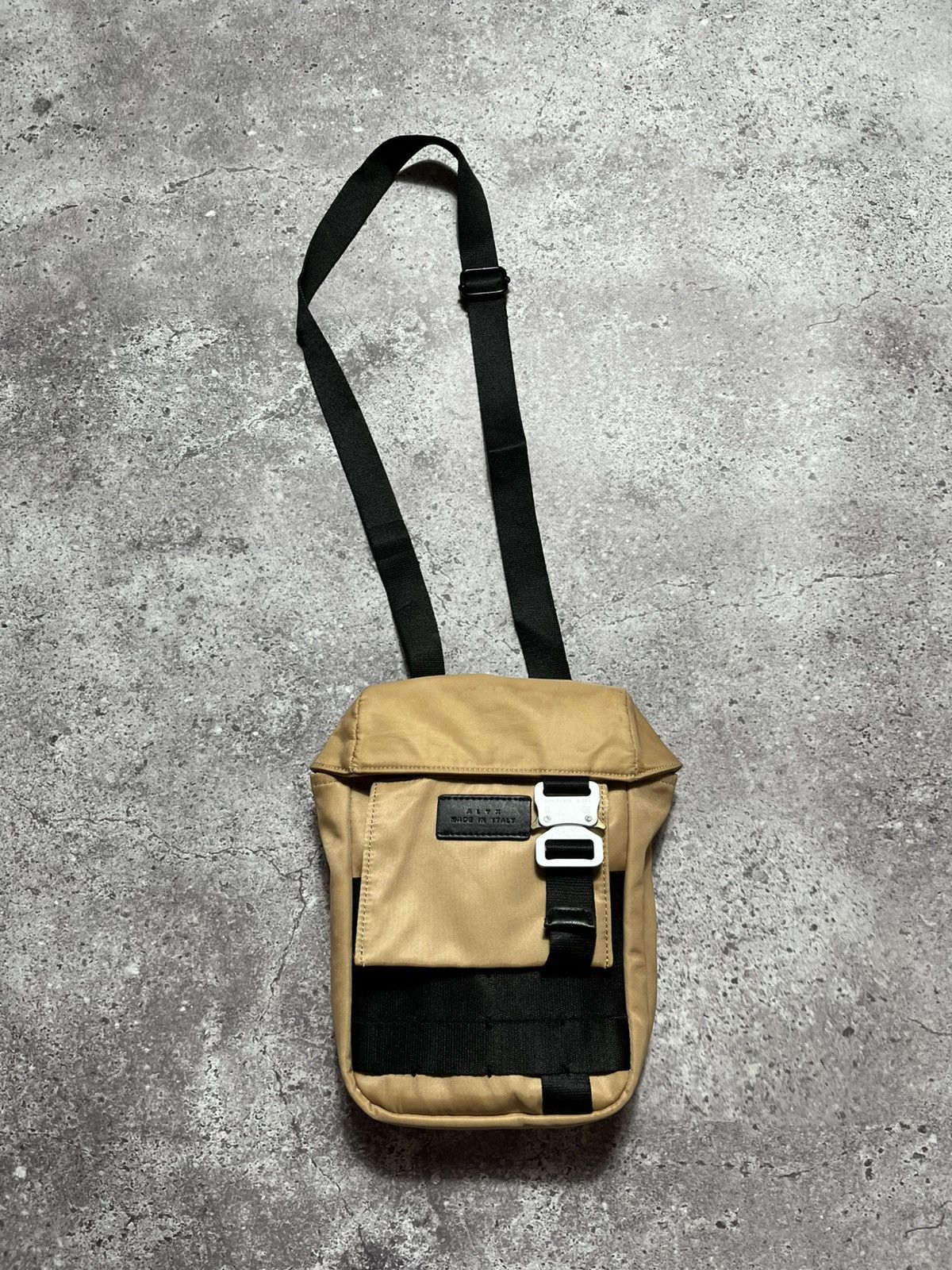 1017 ALYX 9SM 1017-ALYX-9SM Military metal Shoulder bag Size ONE SIZE - 3 Thumbnail