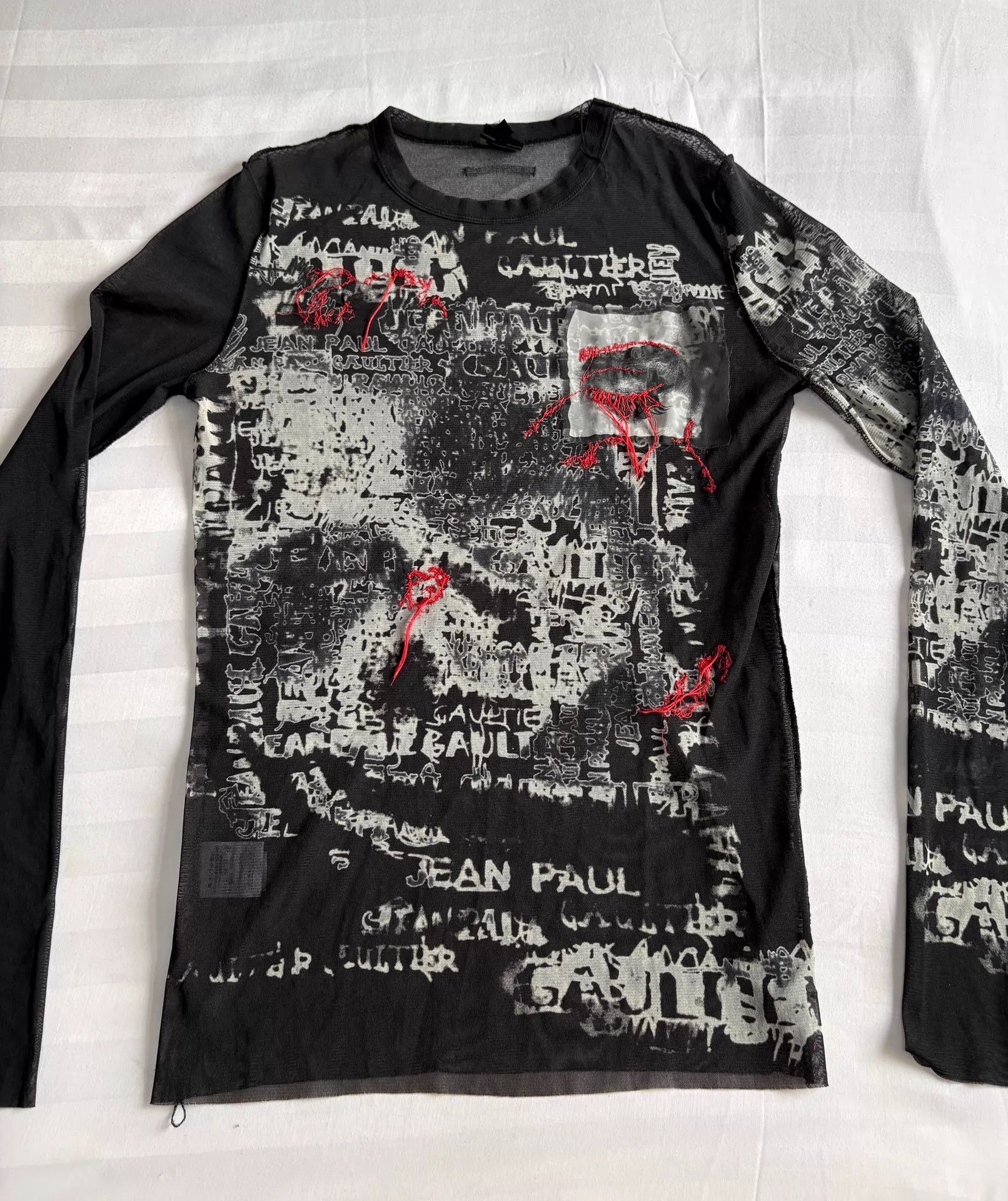 Jean Paul Gaultier JPG 2002 Vintage Madonna Tears Eye Patch Red Thread Tee 48 Size XL / US 12-14 / IT 48-50 - 5 Thumbnail