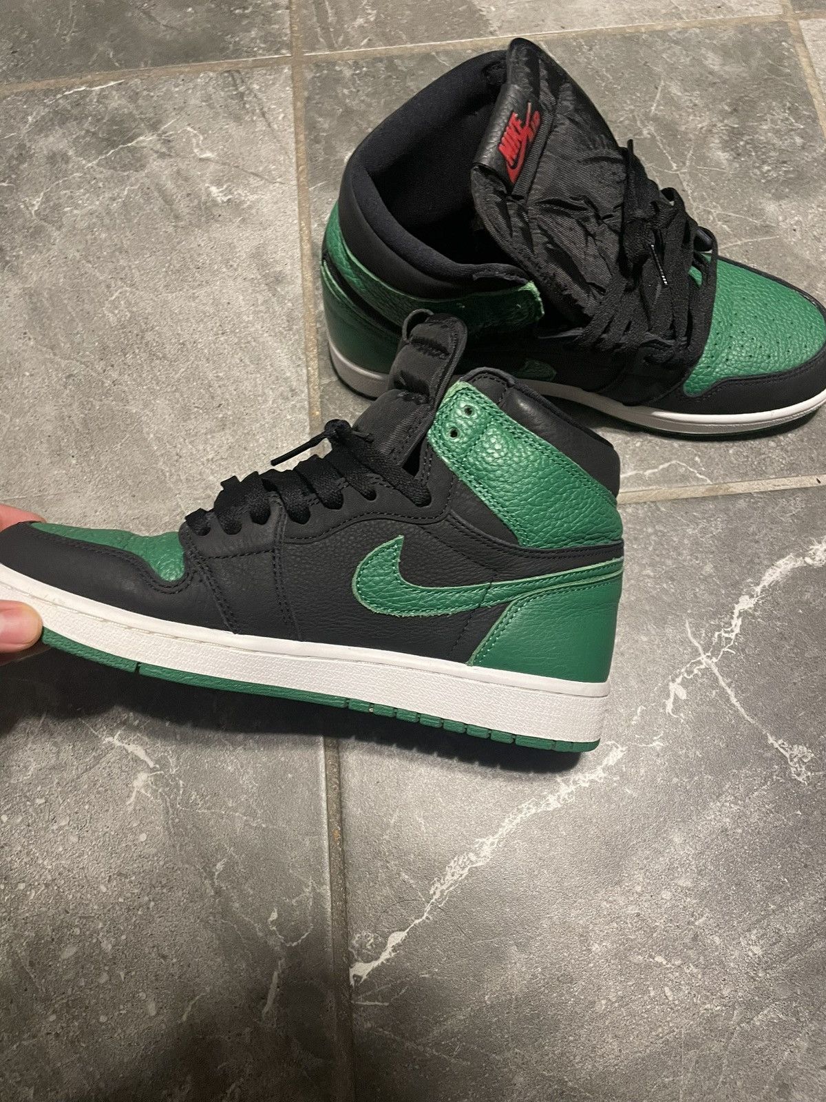 Jordan Brand × Nike Jordan 1 Retro high Size US 8.5 / EU 41-42 - 4 Thumbnail