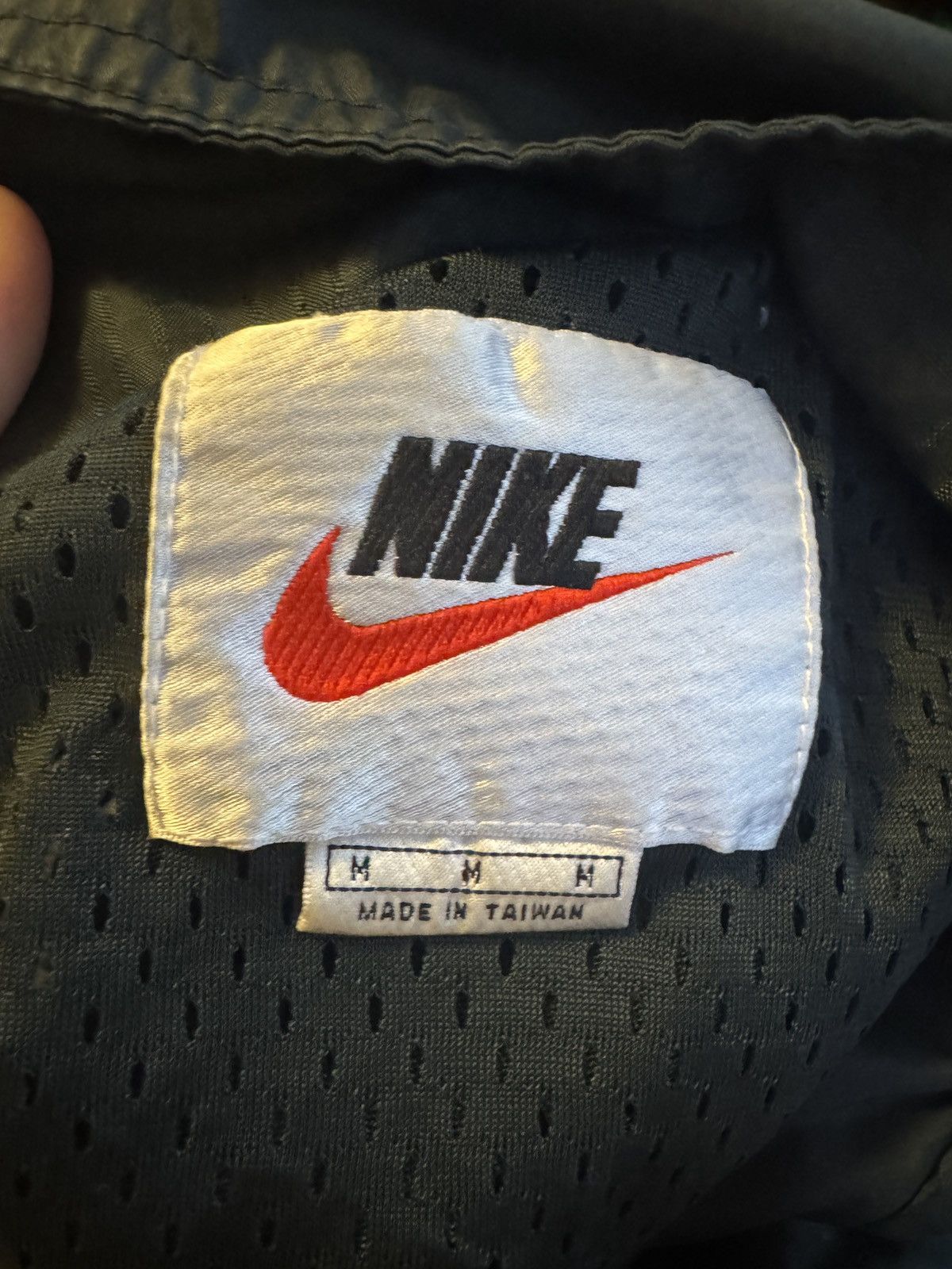 Nike Vintage Nike Windbreaker jacket Size US M / EU 48-50 / 2 - 3 Thumbnail