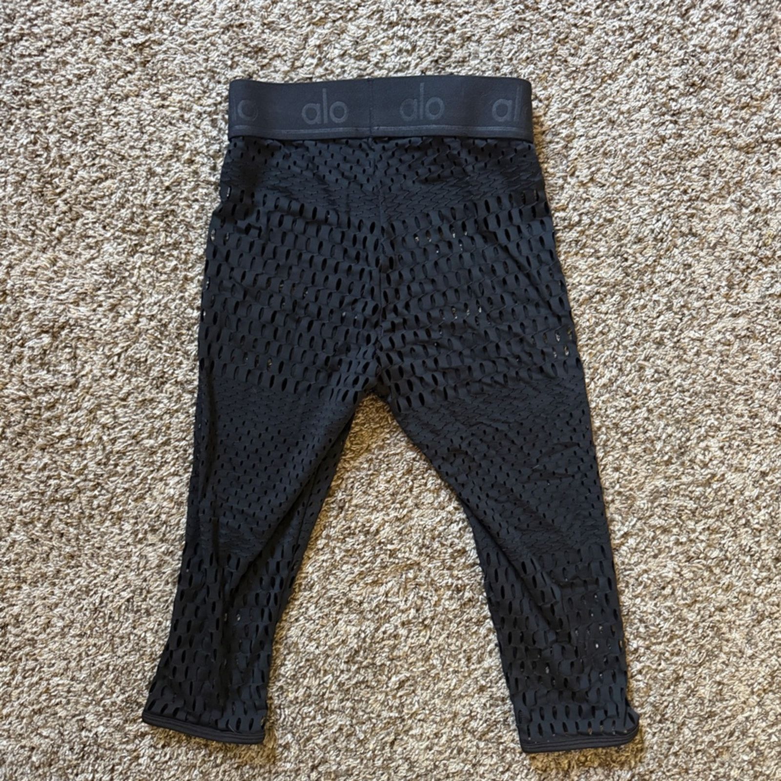 Alo Yoga ALO Mesh Haute Summer Black Leggings Size 25" / US 0 / IT 36 - 3 Thumbnail