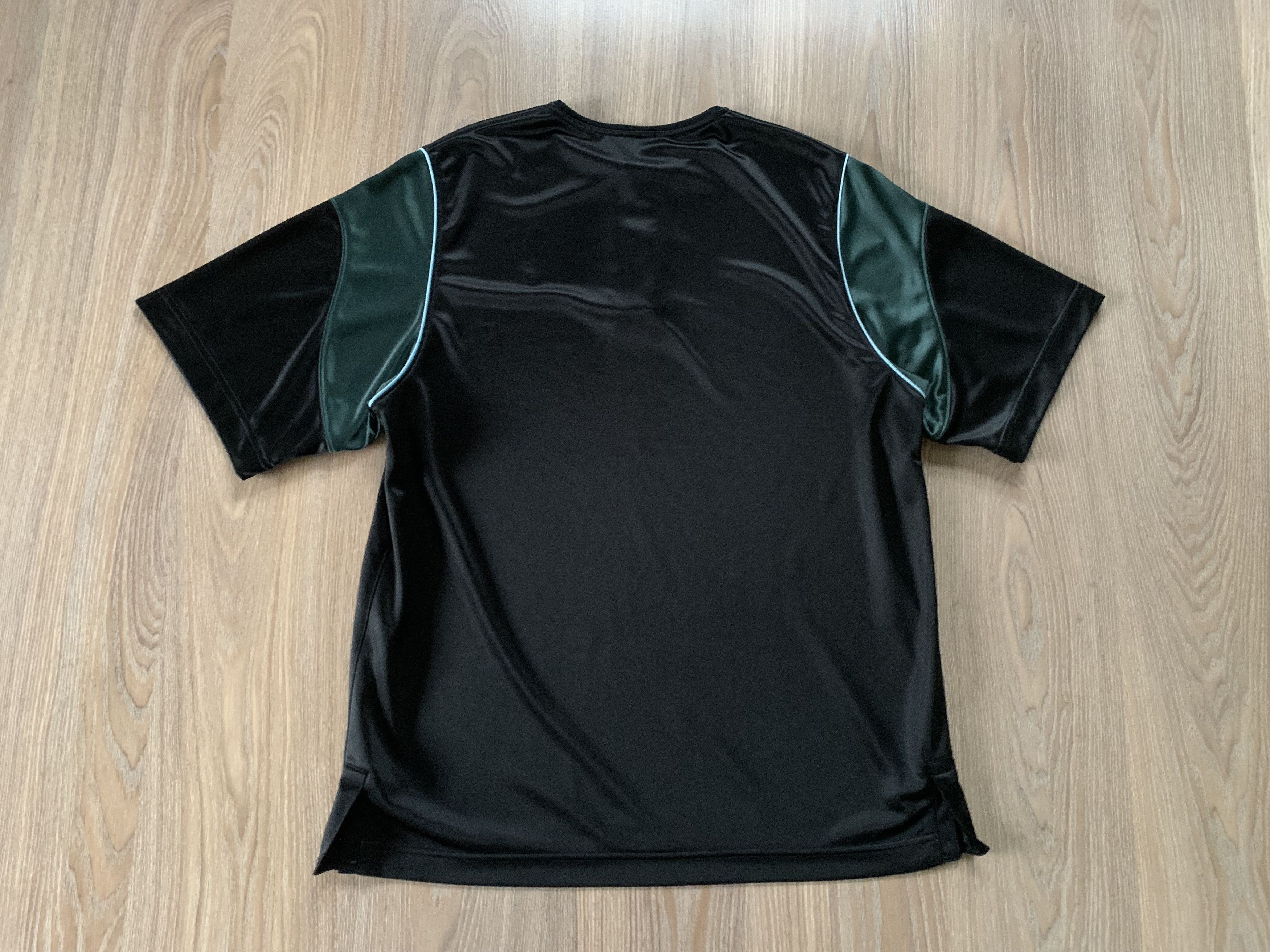 Jordan Brand Air Jordan Training Black T-Shirt Size US M / EU 48-50 / 2 - 3 Thumbnail