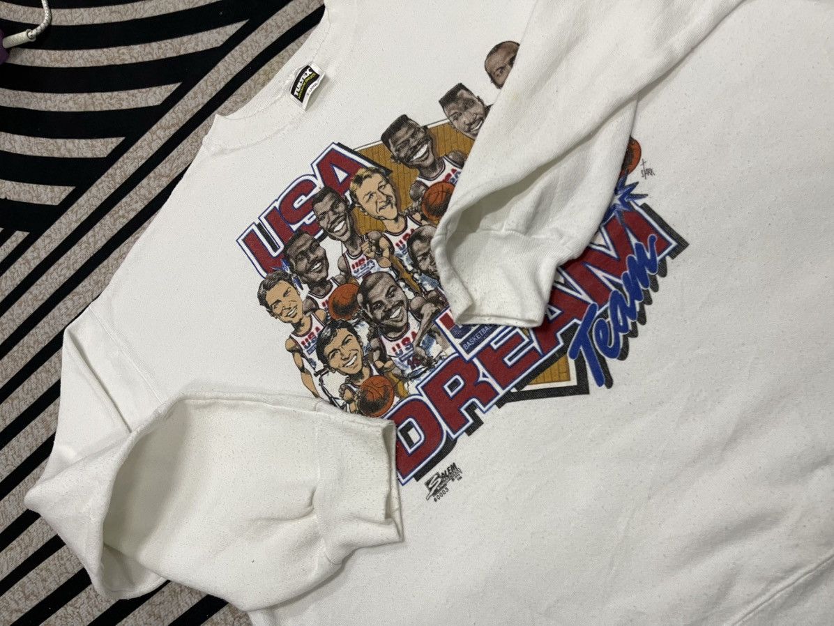 NBA 1992 USA DREAM TEAM SWEATSHIRT RARE DESIGN Size US XL / EU 56 / 4 - 9 Thumbnail