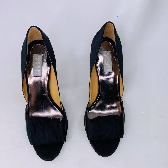 badgley mischka black heels