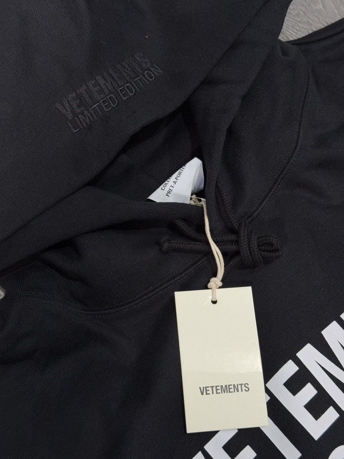 Vetements Controversial Vetements Black Translation Hoodie Size US S / EU 44-46 / 1 - 4 Thumbnail