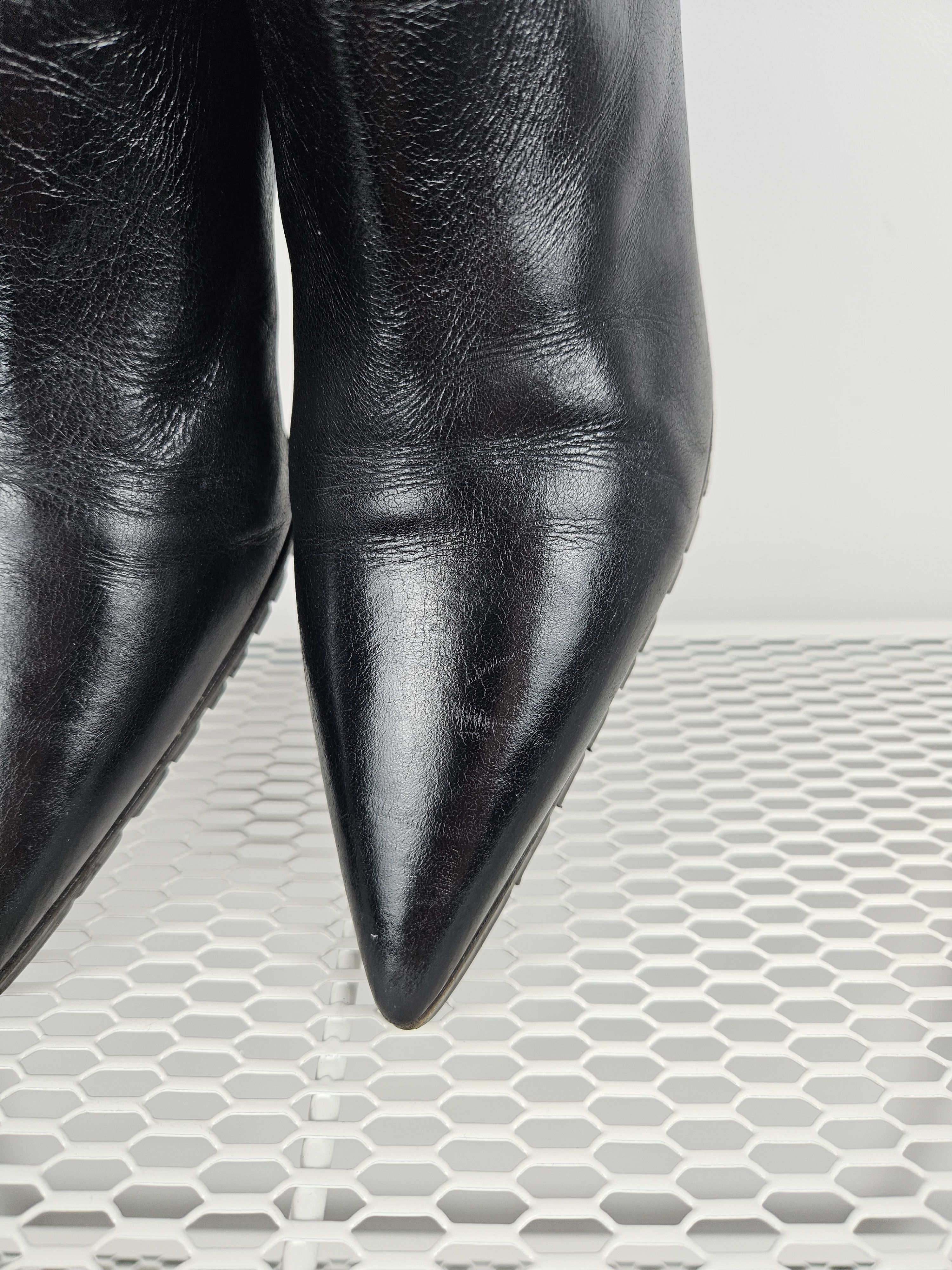 Miu Miu Miu Miu stiletto high heel ankle boots notched sole Size US 8.5 / IT 38.5 - 16 Thumbnail