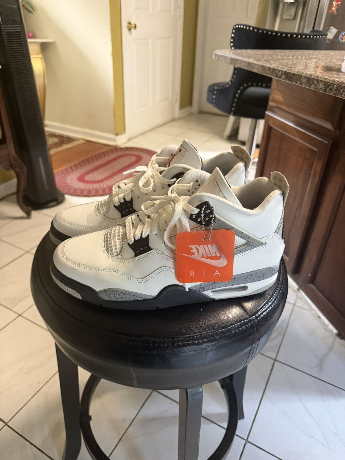 Jordan Brand Jordan 4 white cement size 11.5 Size US 11.5 / EU 44-45 - 3 Thumbnail