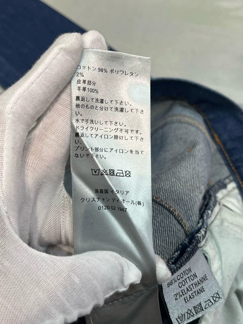 Dior Dior Embossed slogan jeans Size US 34 / EU 50 - 6 Thumbnail