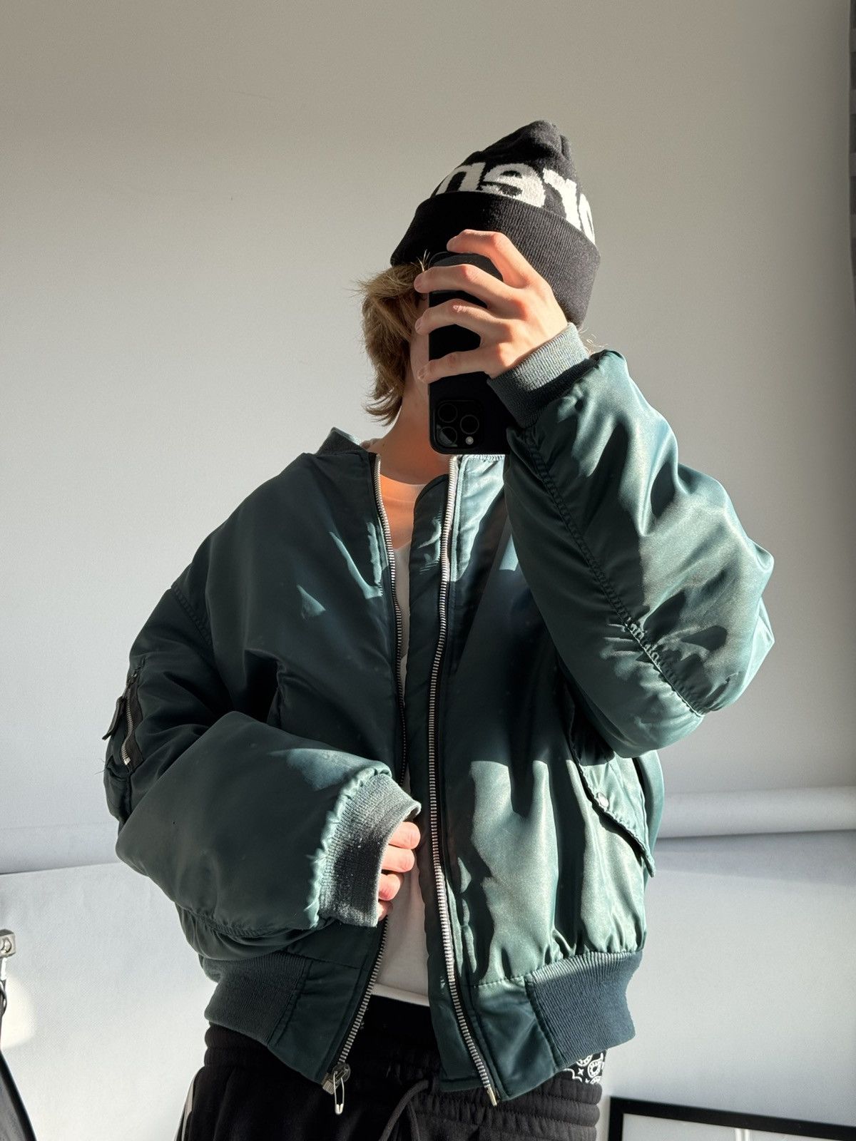 Vintage Vintage Boxy Faded MA1 Bomber Jacket Alpha Industries Style Size US L / EU 52-54 / 3 - 1 Thumbnail