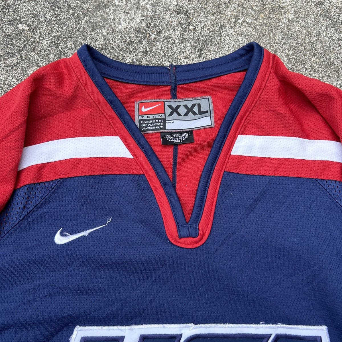 Nike Nike Vintage Blue Red white 2002 Olympic Team USA Nhl Hockey Size US XL / EU 56 / 4 - 4 Thumbnail