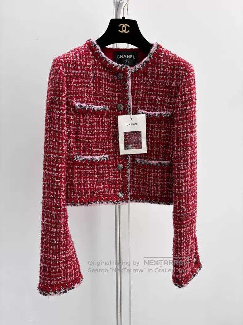 Chanel Chanel Red tweed four-pocket classic jacket Size XS / US 0-2 / IT 36-38 - 1 Thumbnail