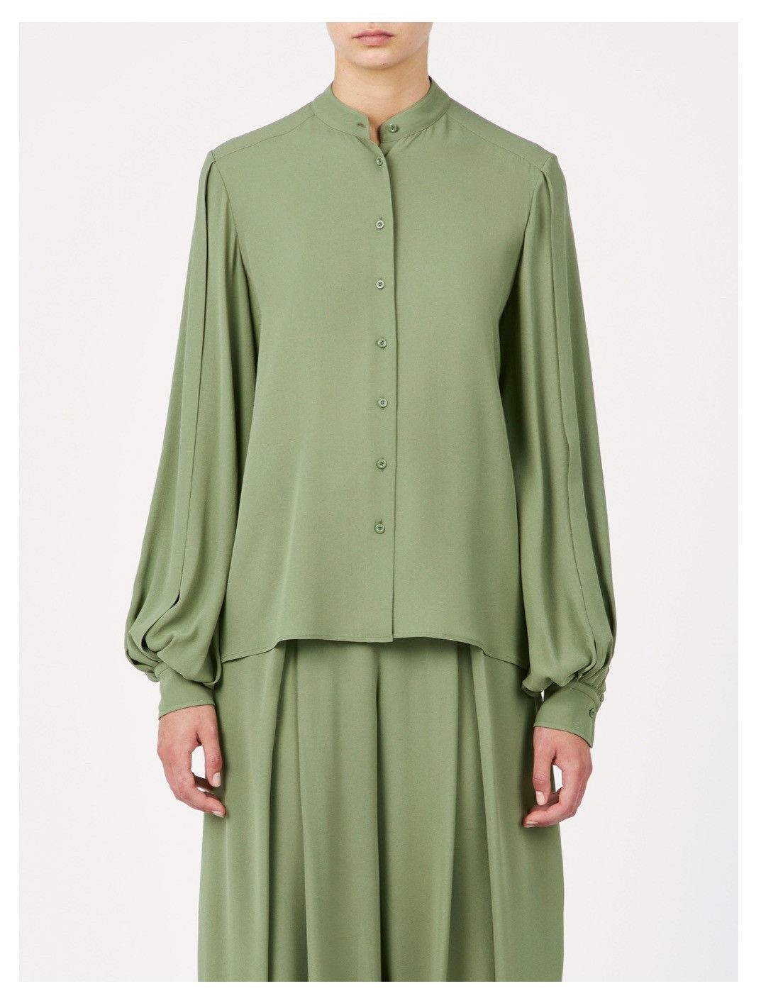 Loro Piana o1srvl11e0725 FAN8266 Sheryl Silk Shirt in Green Size XS / US 0-2 / IT 36-38 - 3 Thumbnail