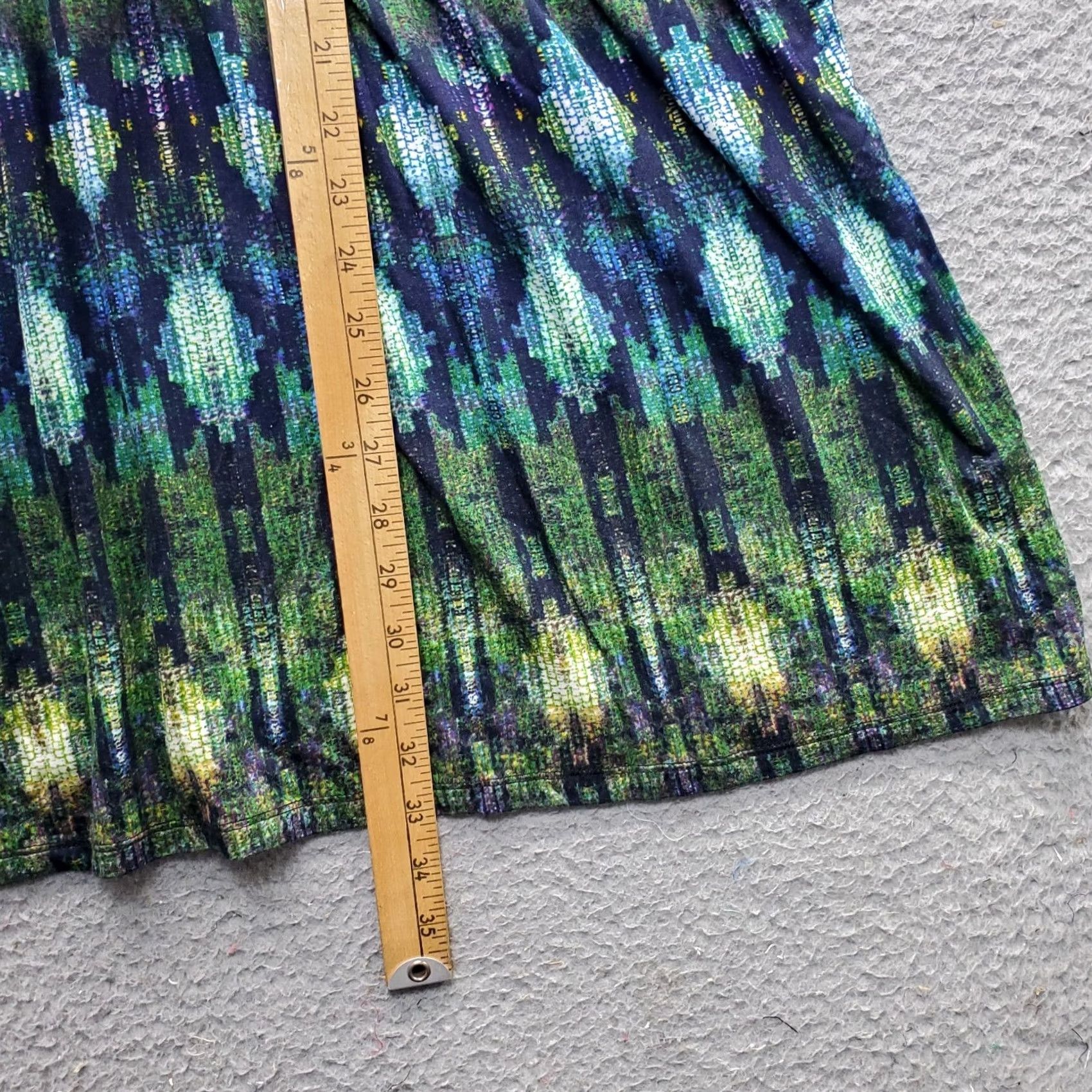 Avenue Avenue Blouse Top Womens Size 26/28 Multi Geo Print Viscose Short Sleeve Smocked Dressy Shirt Size 4XL / US 24-26 - 7 Thumbnail