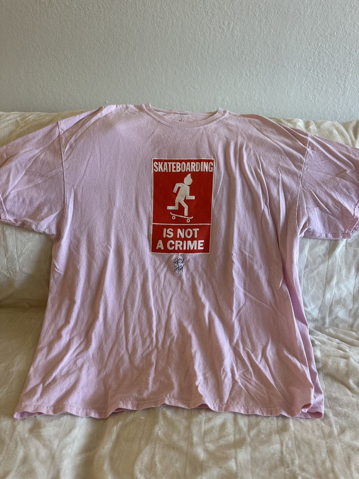 Travis Scott Travis Scott No Loitering Skateboarding Pink Tee size XL Size US XL / EU 56 / 4 - 4 Thumbnail