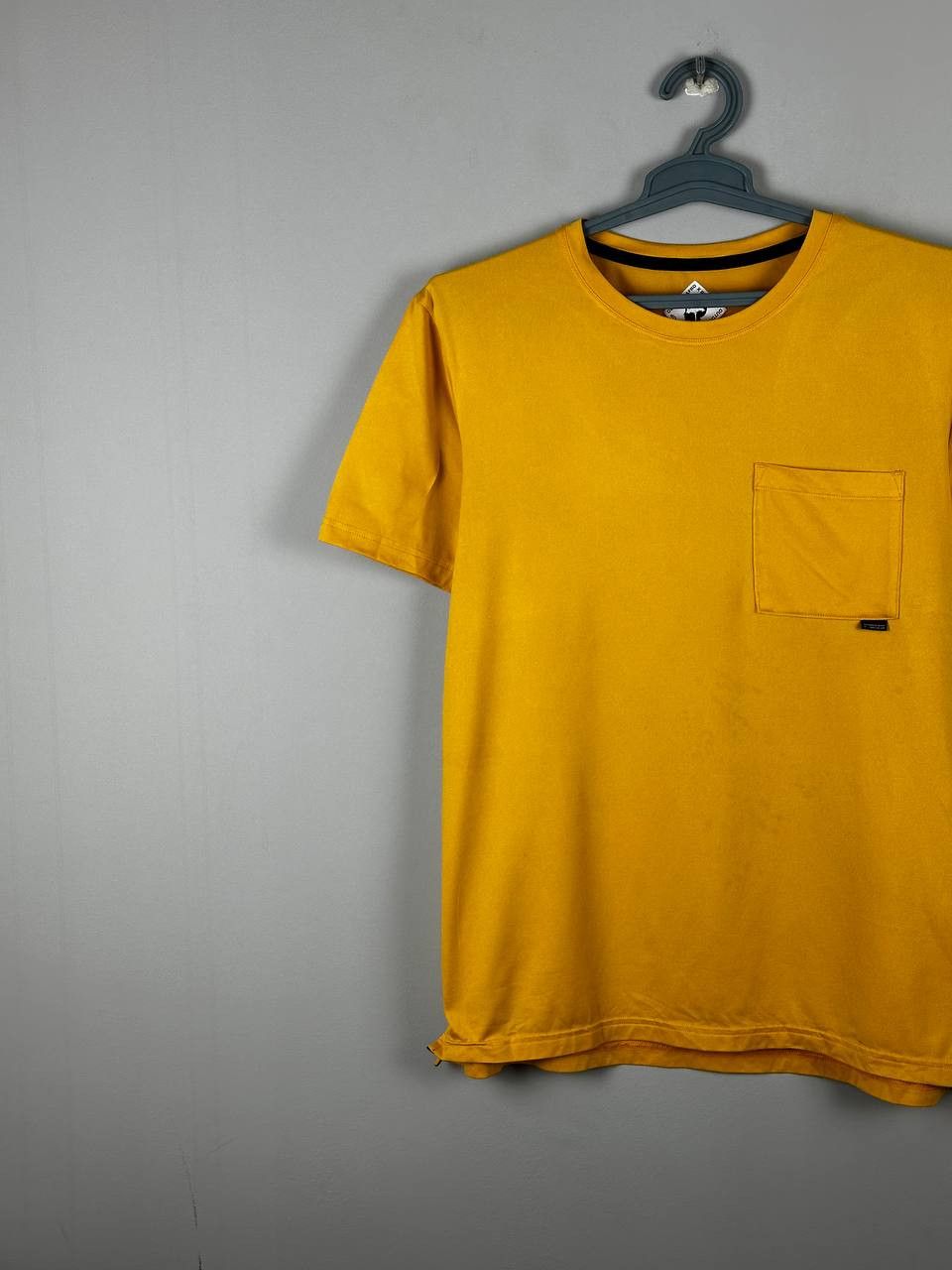 Rei REI x Outdoor Afro Trail Yellow T Shirt Size US M / EU 48-50 / 2 - 2 Thumbnail