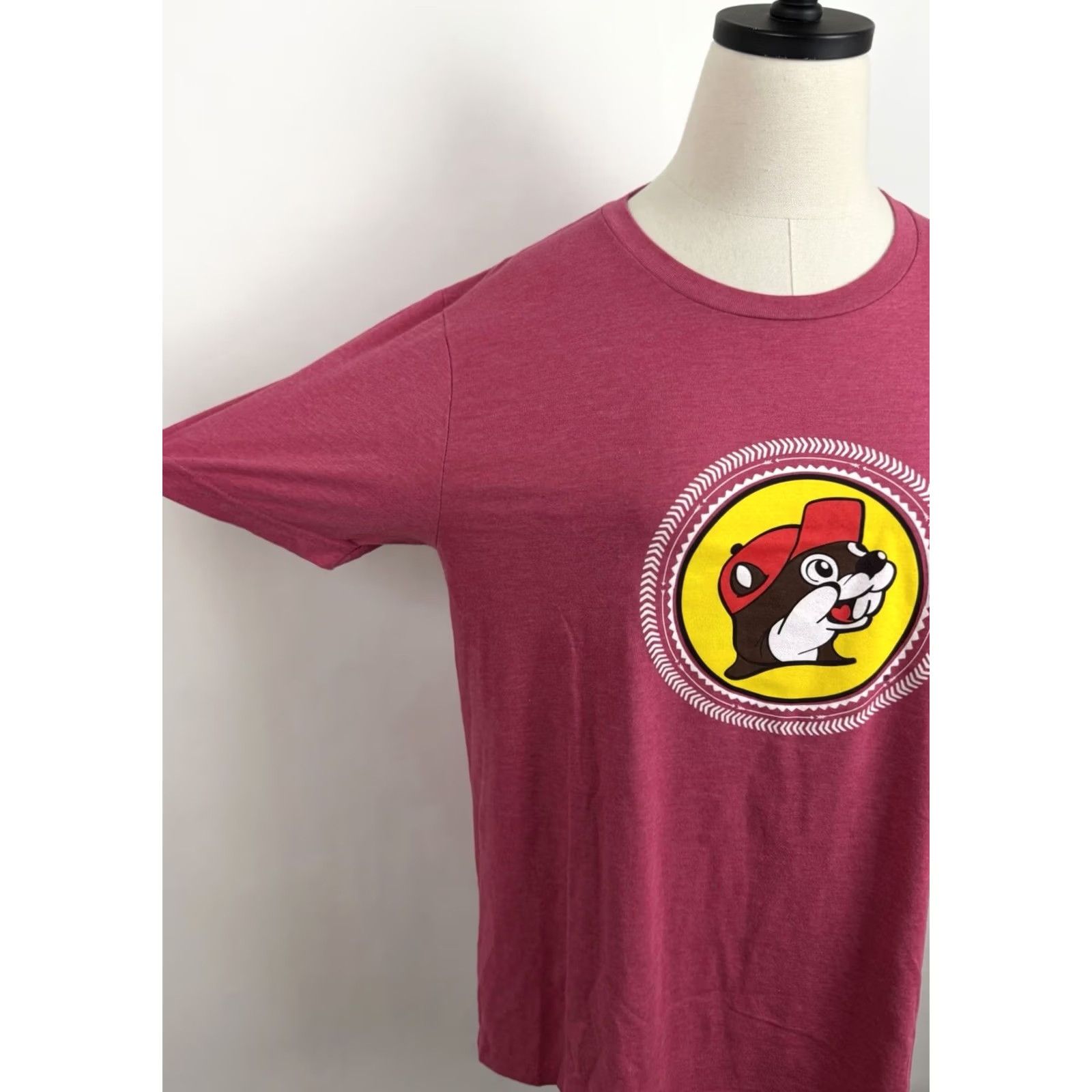 Vintage Bucees Shirt Unisex Large Rose Pink Bucees T-shirt Texas Souvenir Beaver Arrow Size L / US 10 / IT 46 - 4 Thumbnail