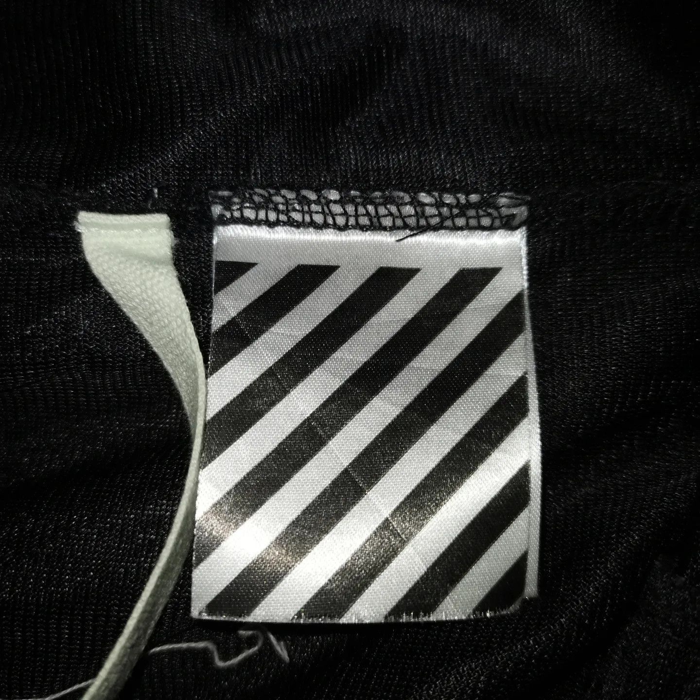 Off-White × Virgil Abloh Off white black heavy spray diagonal mesh shorts Size US 31 - 9 Thumbnail