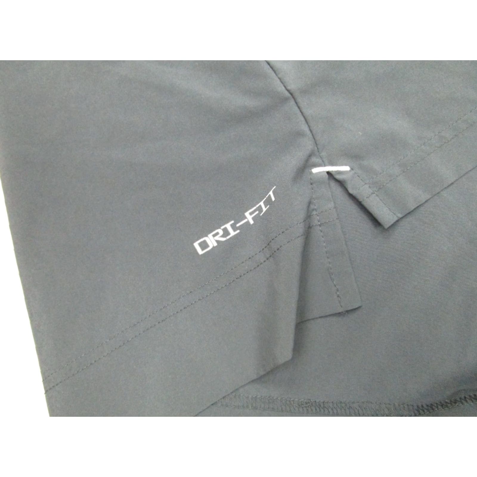 Nike Nike Polo Shirt Mens Large Black Royal Highlanders Shooting Warm Up Windbreaker Size US L / EU 52-54 / 3 - 7 Thumbnail