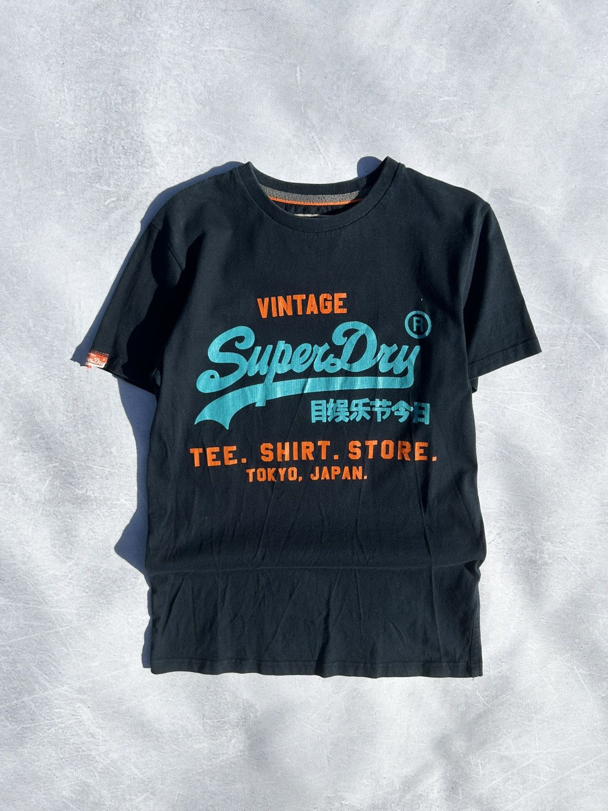 Superdry Superdry T-Shirt Tee Big Logo Chest Print Tokyo Japan Size S Size US S / EU 44-46 / 1 - 1 Thumbnail