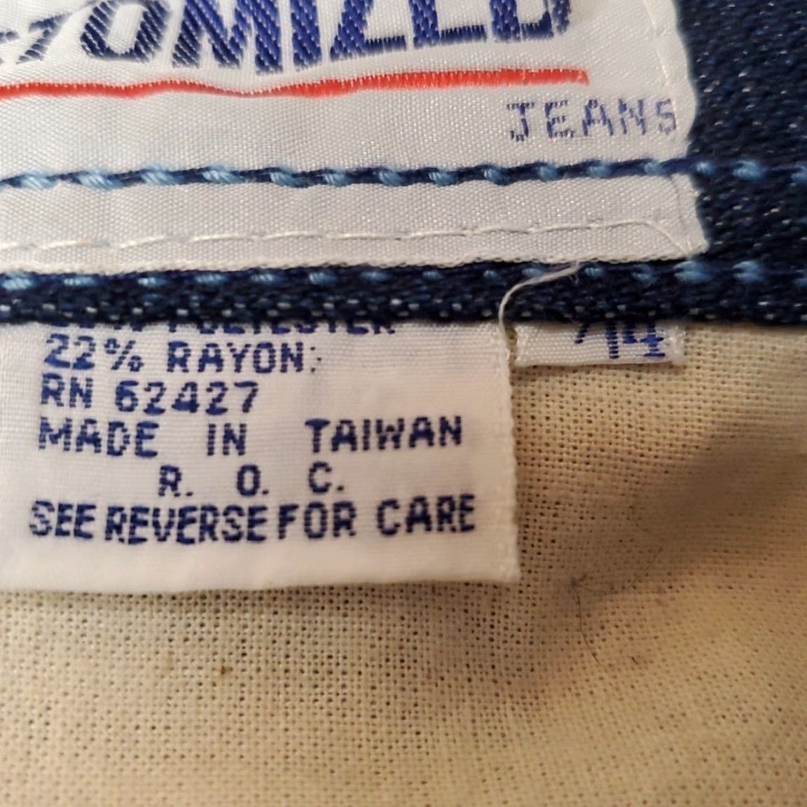 Custo Barcelona VINTAGE Customised Jeans Pants Womens 14 AT&T Logo Straight Leg Taiwan 70s 80s Size 36" / US 14 / IT 50 - 6 Thumbnail