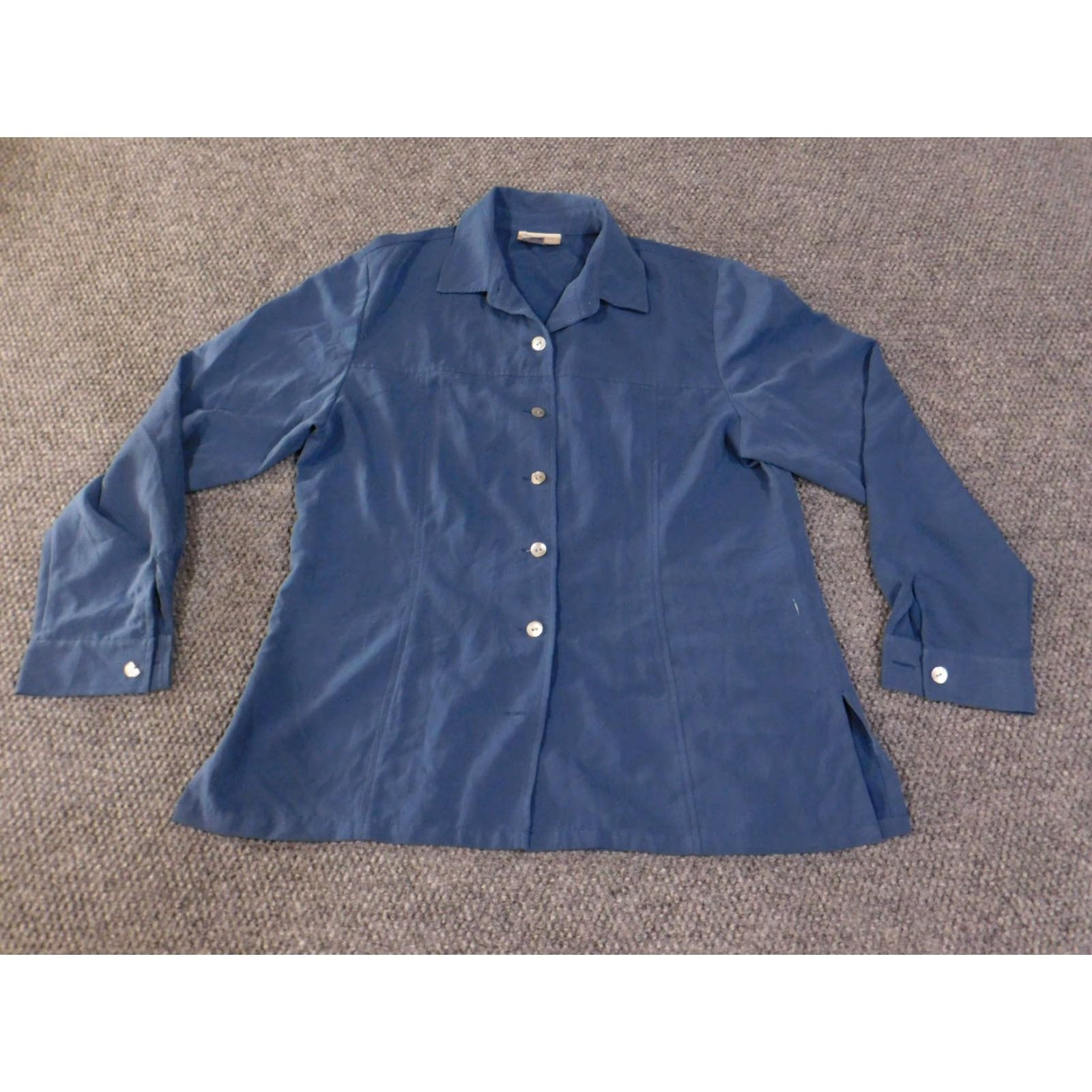 Coldwater Creek VINTAGE? No, item not vintage. Title should be: Coldwater Creek Shirt Womens Large Blue Collared Button Front Long Sleeve Tunic Size XL / US 12-14 / IT 48-50 - 2 Thumbnail
