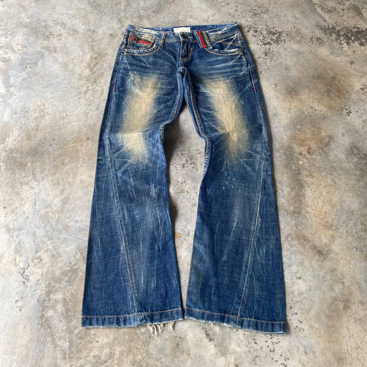 Japanese Brand VINTAGE LOLITA FLARED MUD-WASH RUSTY CLAWMARKS TWISTED SEAM Size US 29 - 1 Thumbnail