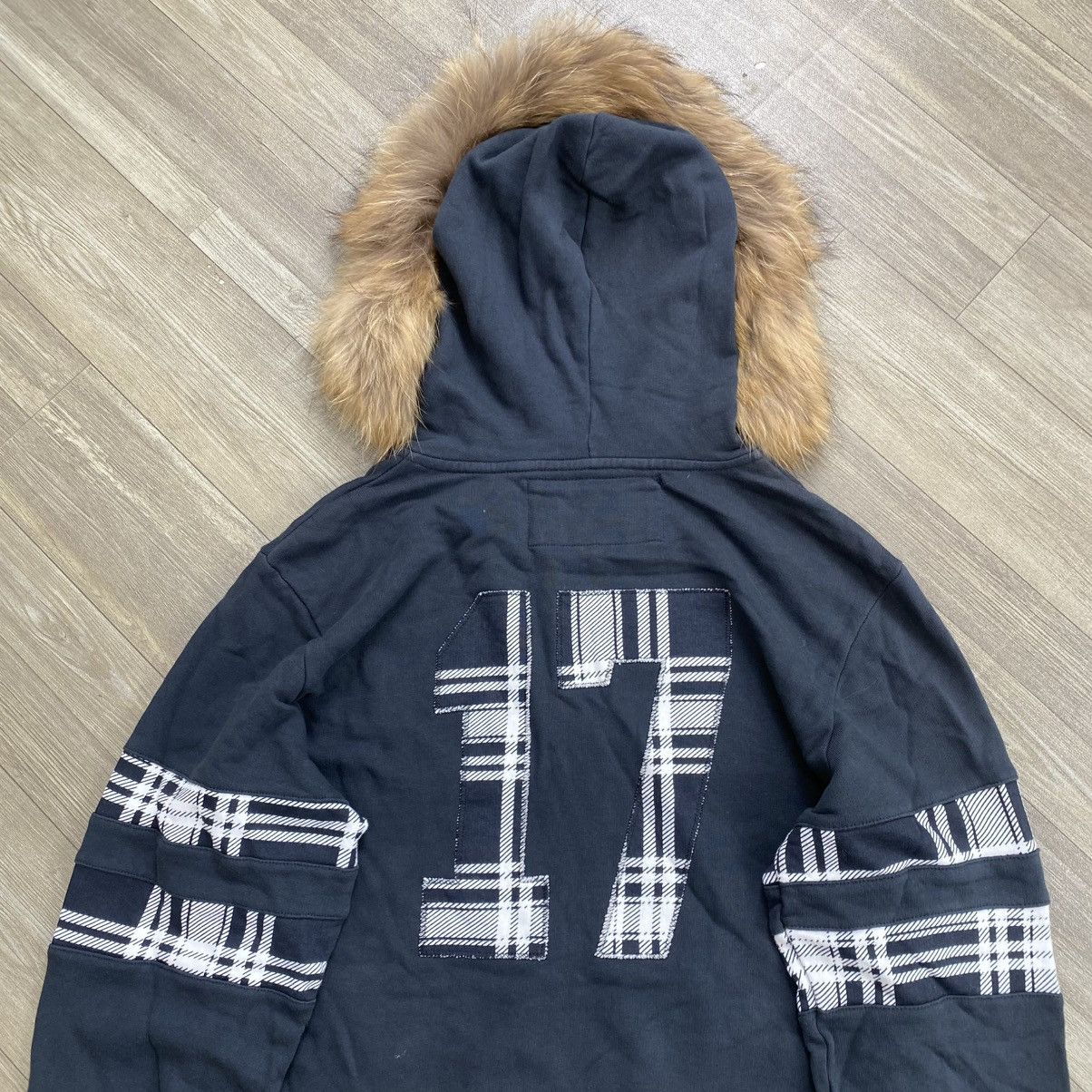 If Six Was Nine 2000s Hydrogen Skulls Ifsix Cross Lgb Style Zip Fur Hoodie Size US L / EU 52-54 / 3 - 14 Thumbnail