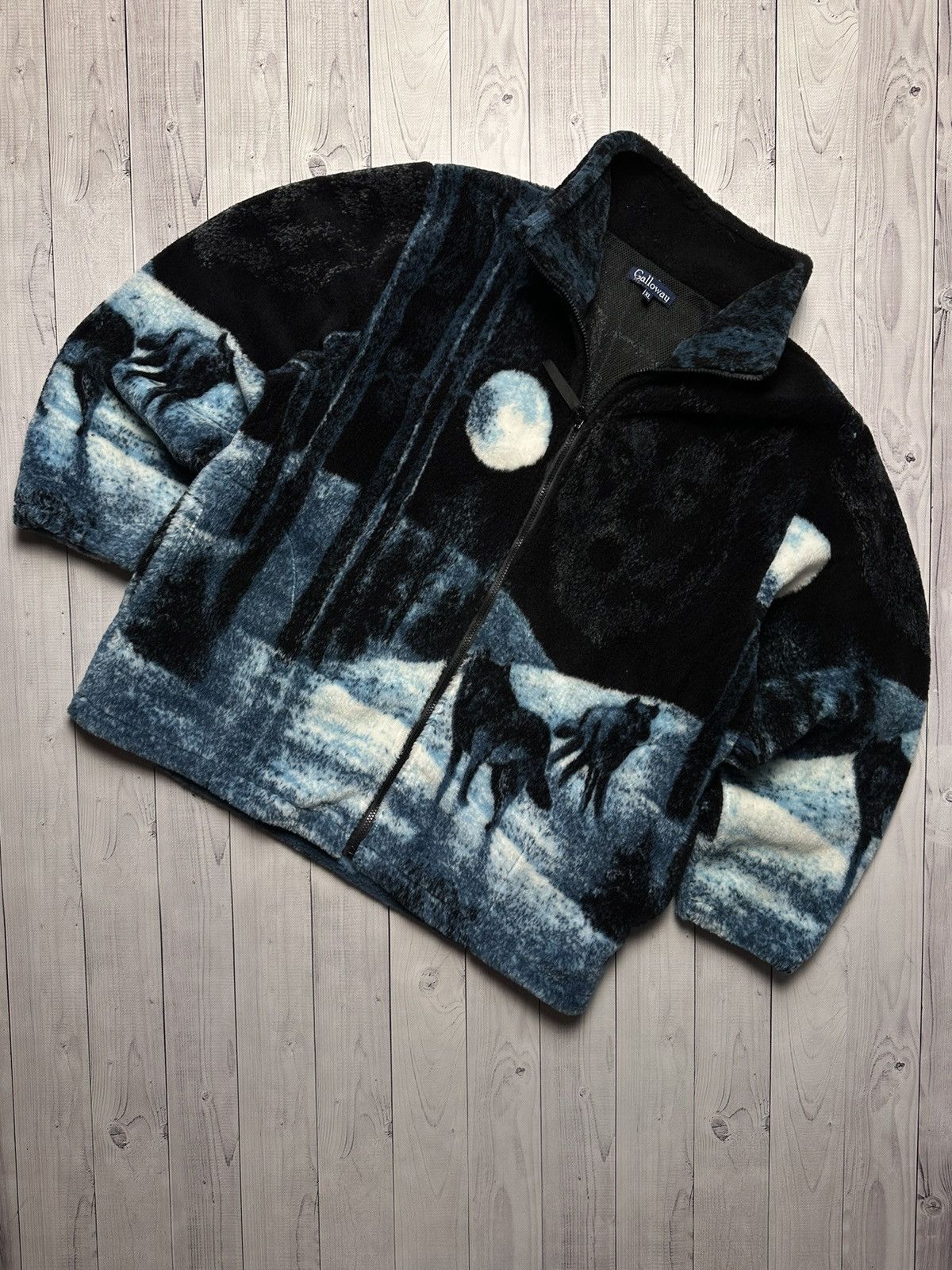Vintage Vintage wolf fleece jacket size XL rare Size US XL / EU 56 / 4 - 1 Thumbnail